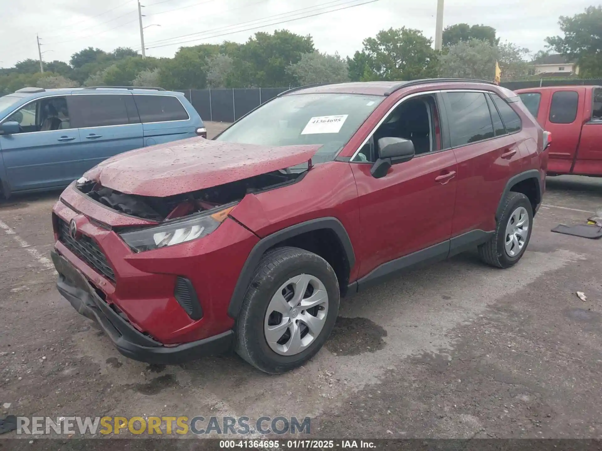 2 Photograph of a damaged car 2T3H1RFV5LW067944 TOYOTA RAV4 2020