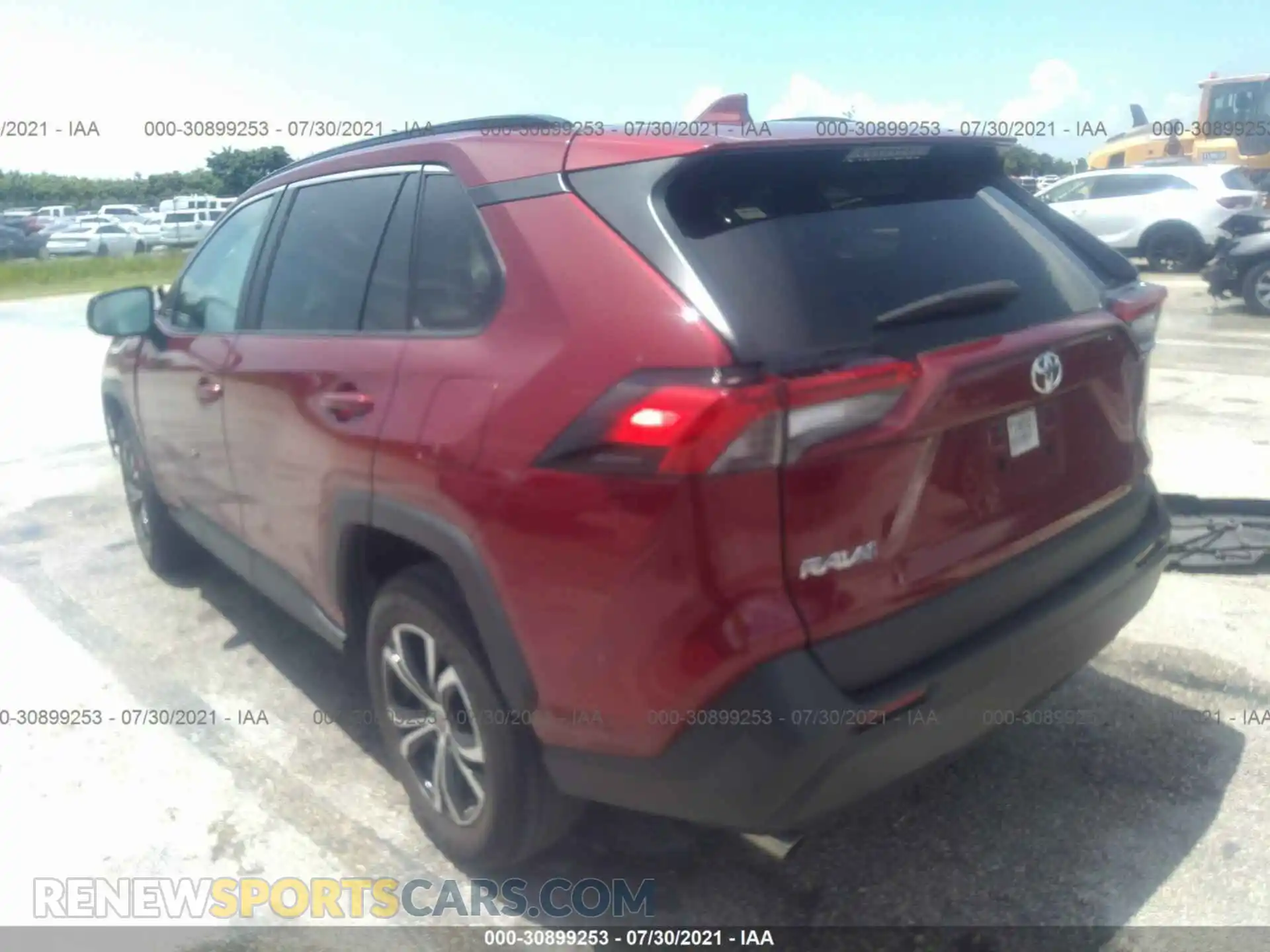 3 Фотография поврежденного автомобиля 2T3H1RFV5LW069807 TOYOTA RAV4 2020