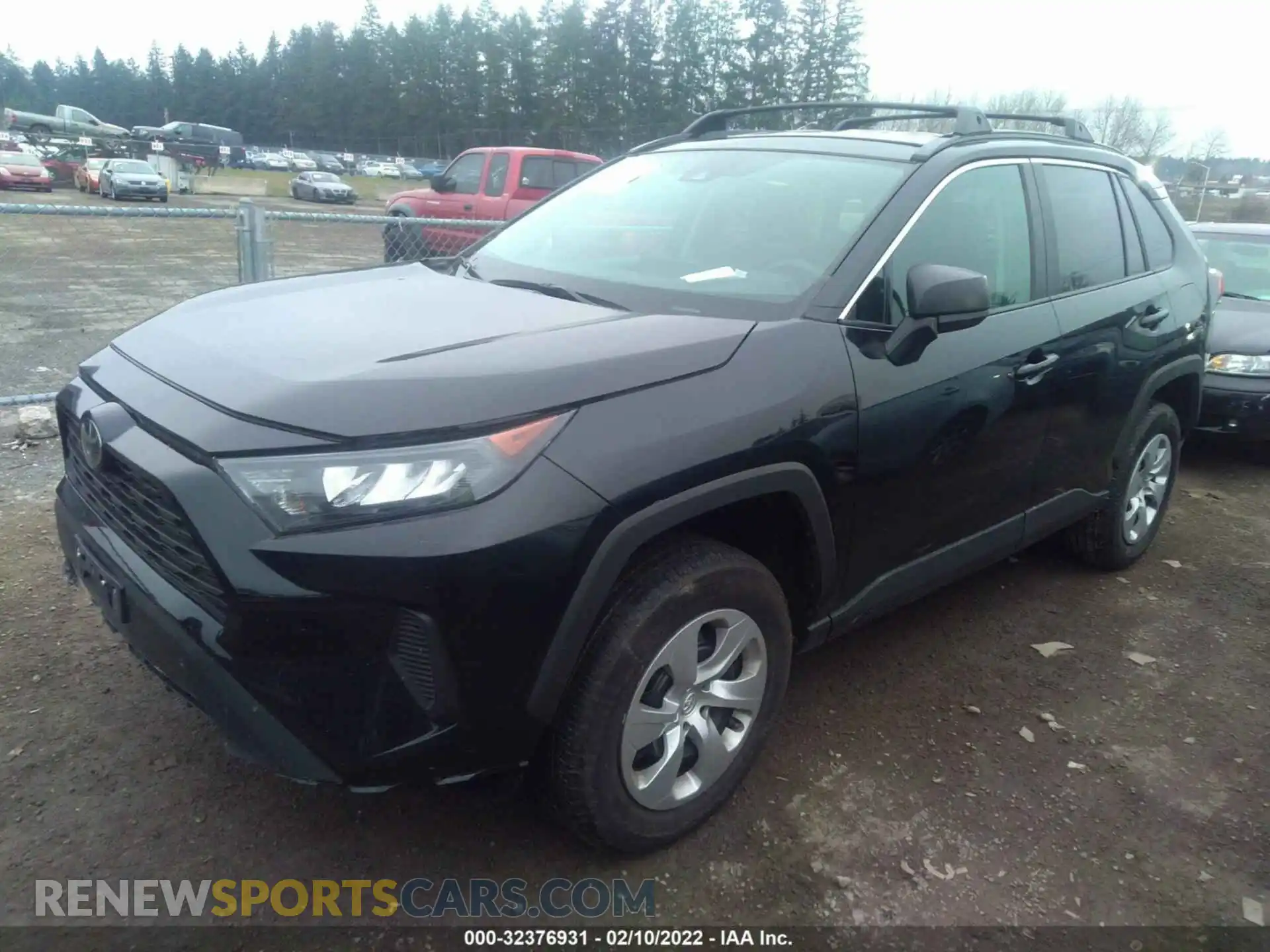 2 Photograph of a damaged car 2T3H1RFV5LW082394 TOYOTA RAV4 2020