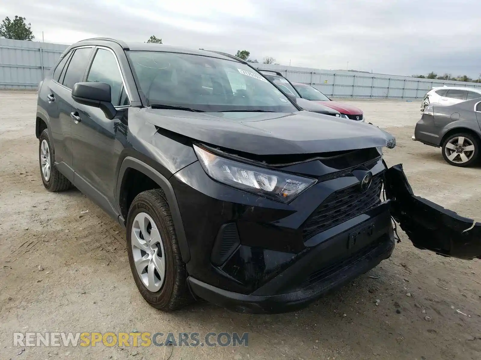 1 Photograph of a damaged car 2T3H1RFV6LC043623 TOYOTA RAV4 2020