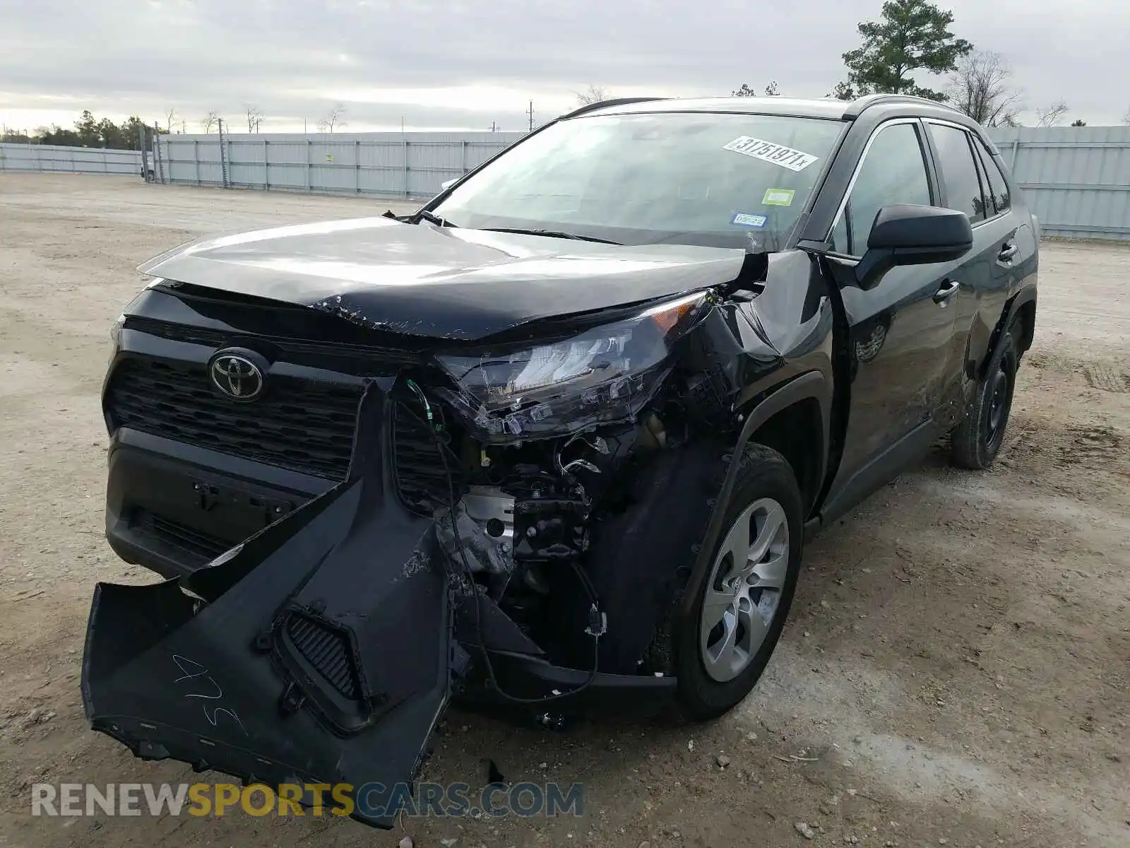 2 Photograph of a damaged car 2T3H1RFV6LC043623 TOYOTA RAV4 2020
