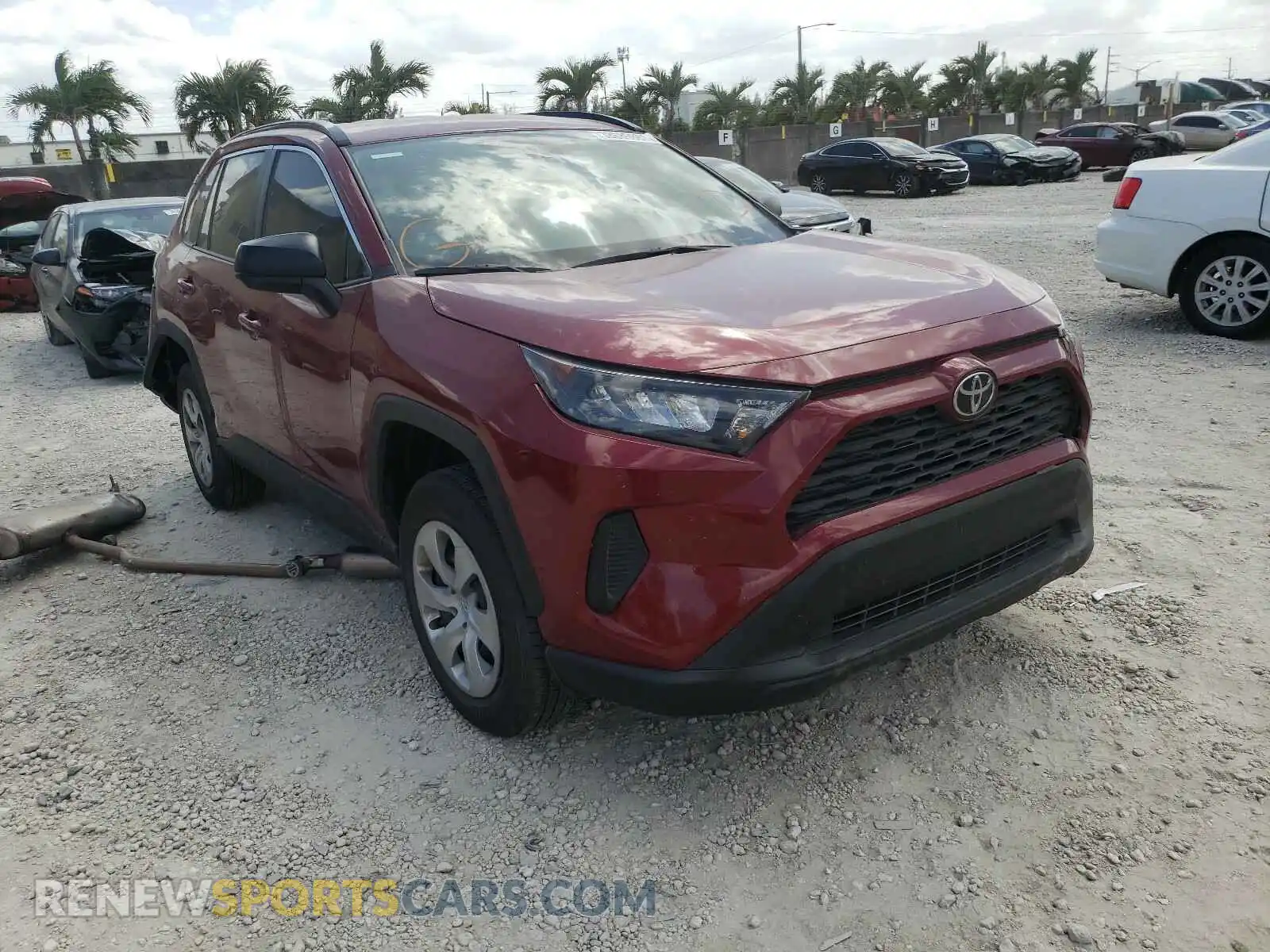 1 Photograph of a damaged car 2T3H1RFV6LC073575 TOYOTA RAV4 2020