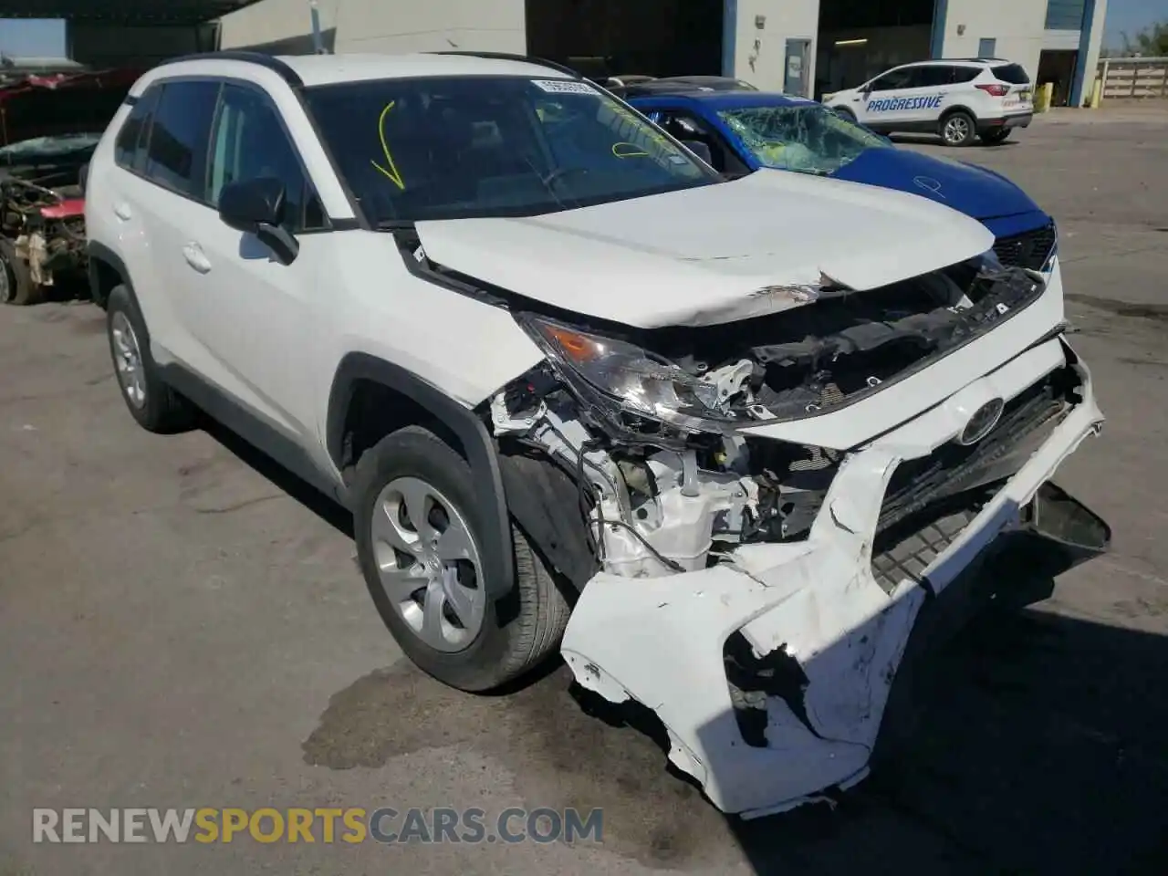 1 Photograph of a damaged car 2T3H1RFV6LW088513 TOYOTA RAV4 2020