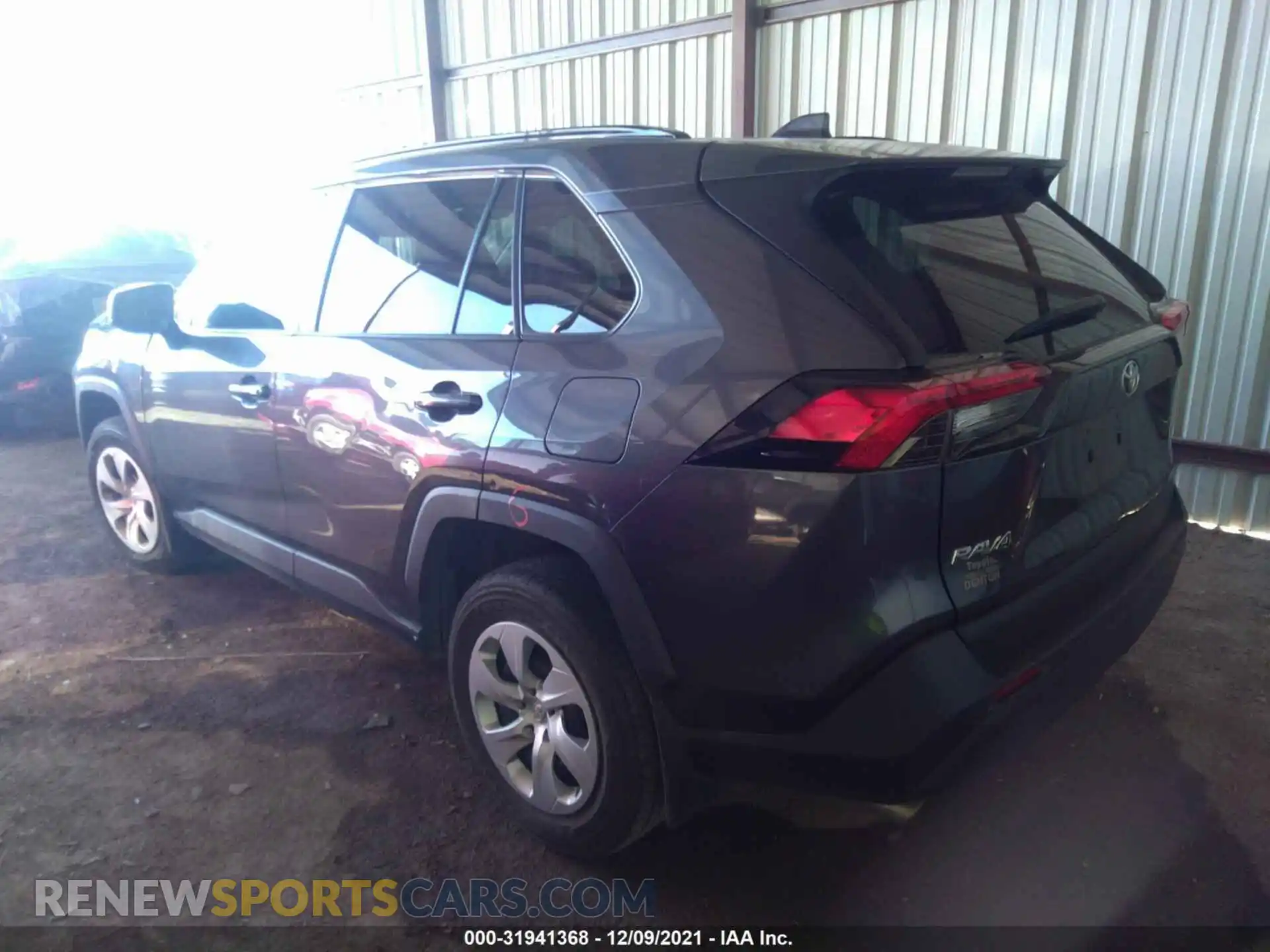 3 Photograph of a damaged car 2T3H1RFV7LC041332 TOYOTA RAV4 2020