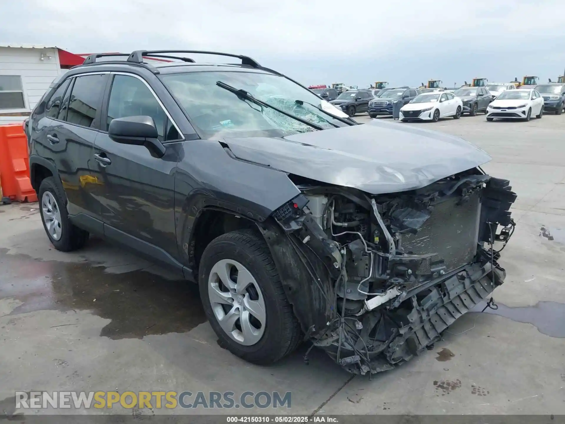 1 Photograph of a damaged car 2T3H1RFV7LC047566 TOYOTA RAV4 2020