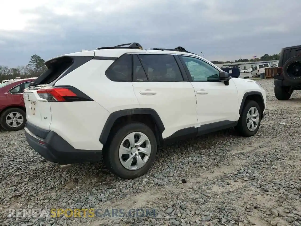3 Photograph of a damaged car 2T3H1RFV7LC077957 TOYOTA RAV4 2020
