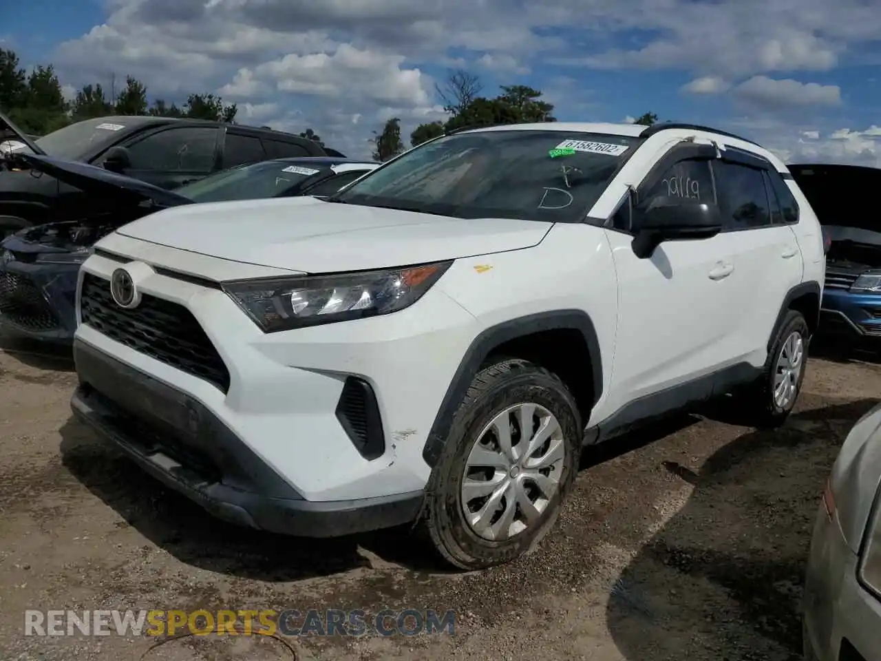 2 Photograph of a damaged car 2T3H1RFV8LC062030 TOYOTA RAV4 2020