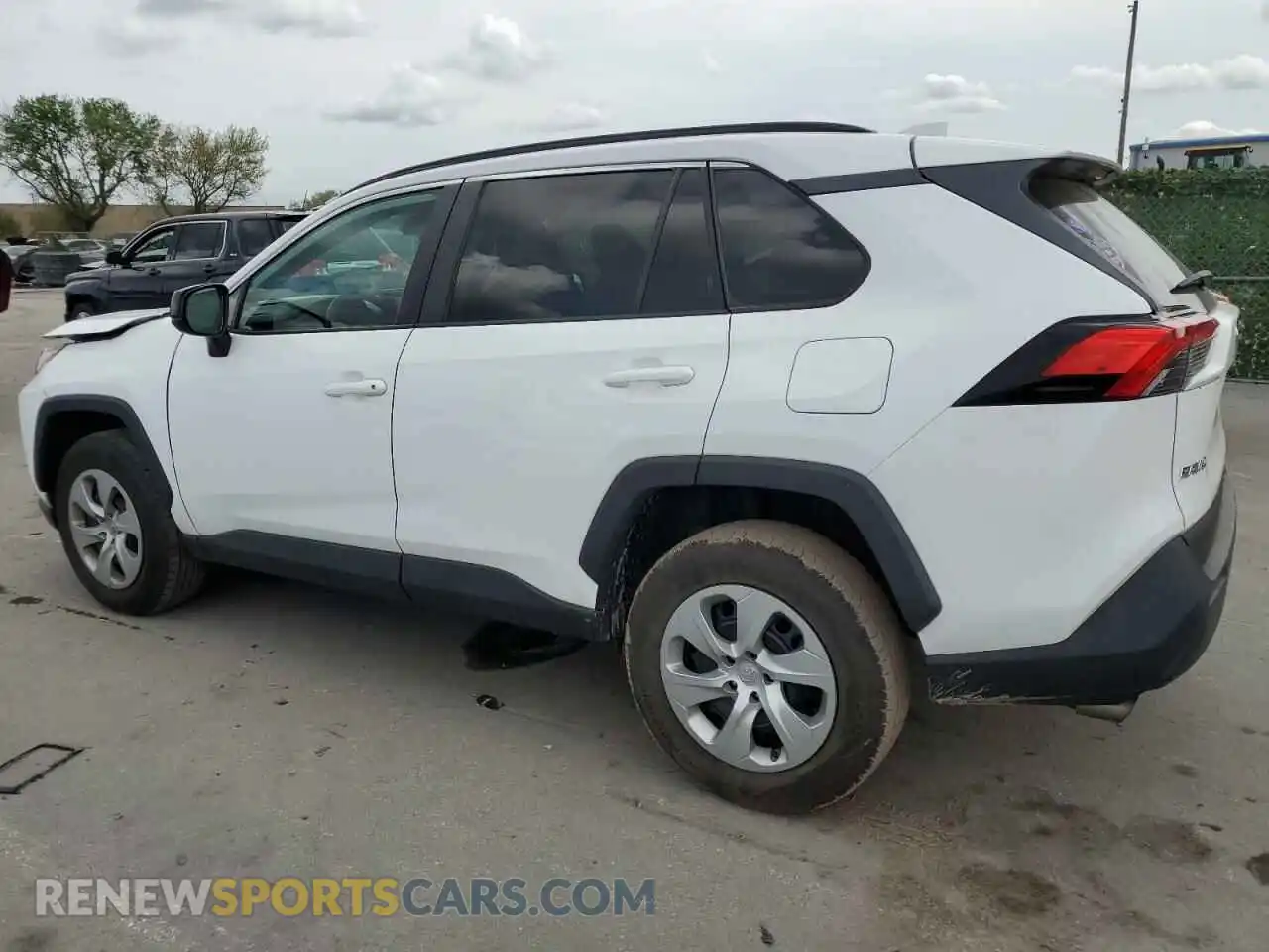 2 Photograph of a damaged car 2T3H1RFV8LC078776 TOYOTA RAV4 2020