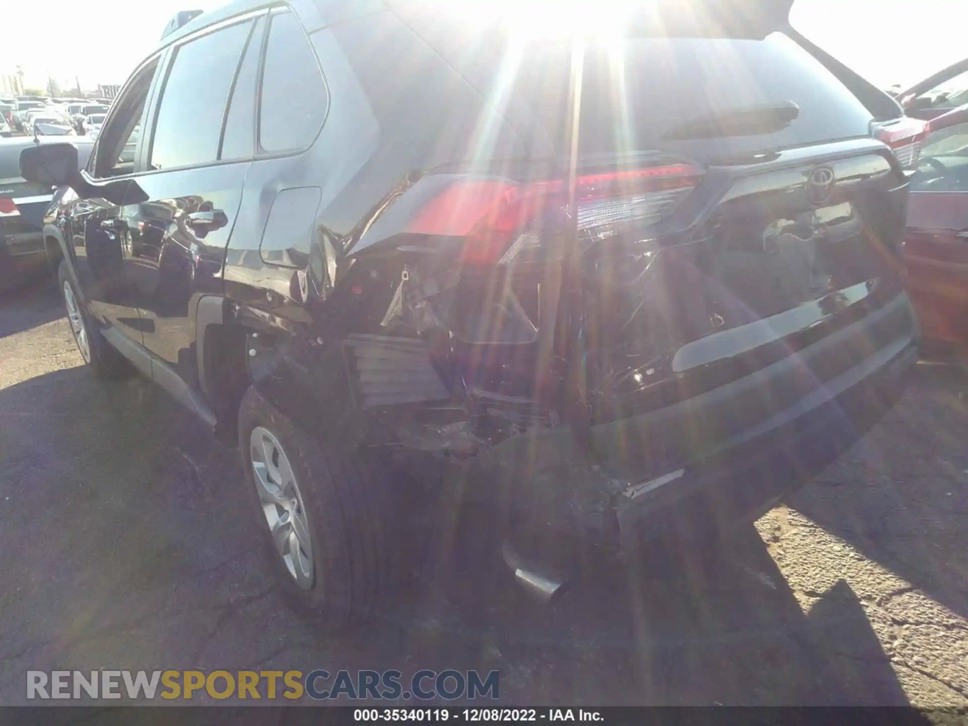 3 Photograph of a damaged car 2T3H1RFV8LW057652 TOYOTA RAV4 2020