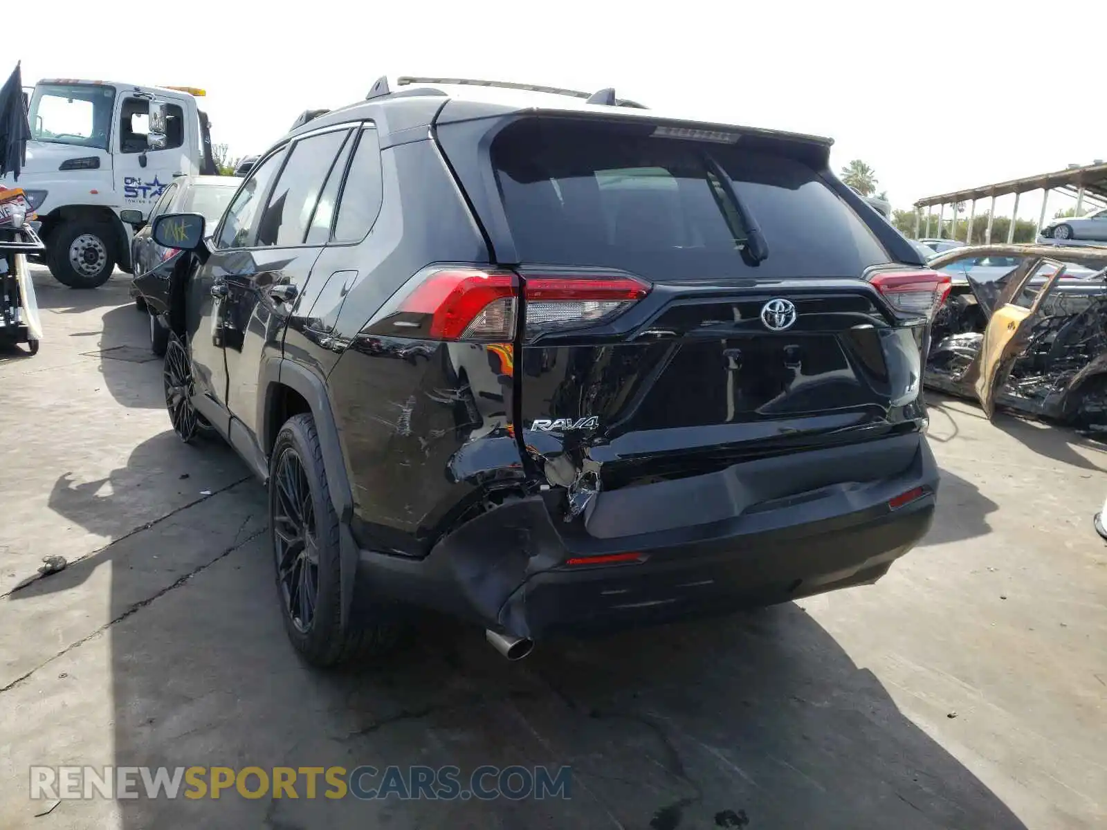 3 Photograph of a damaged car 2T3H1RFV8LW081885 TOYOTA RAV4 2020