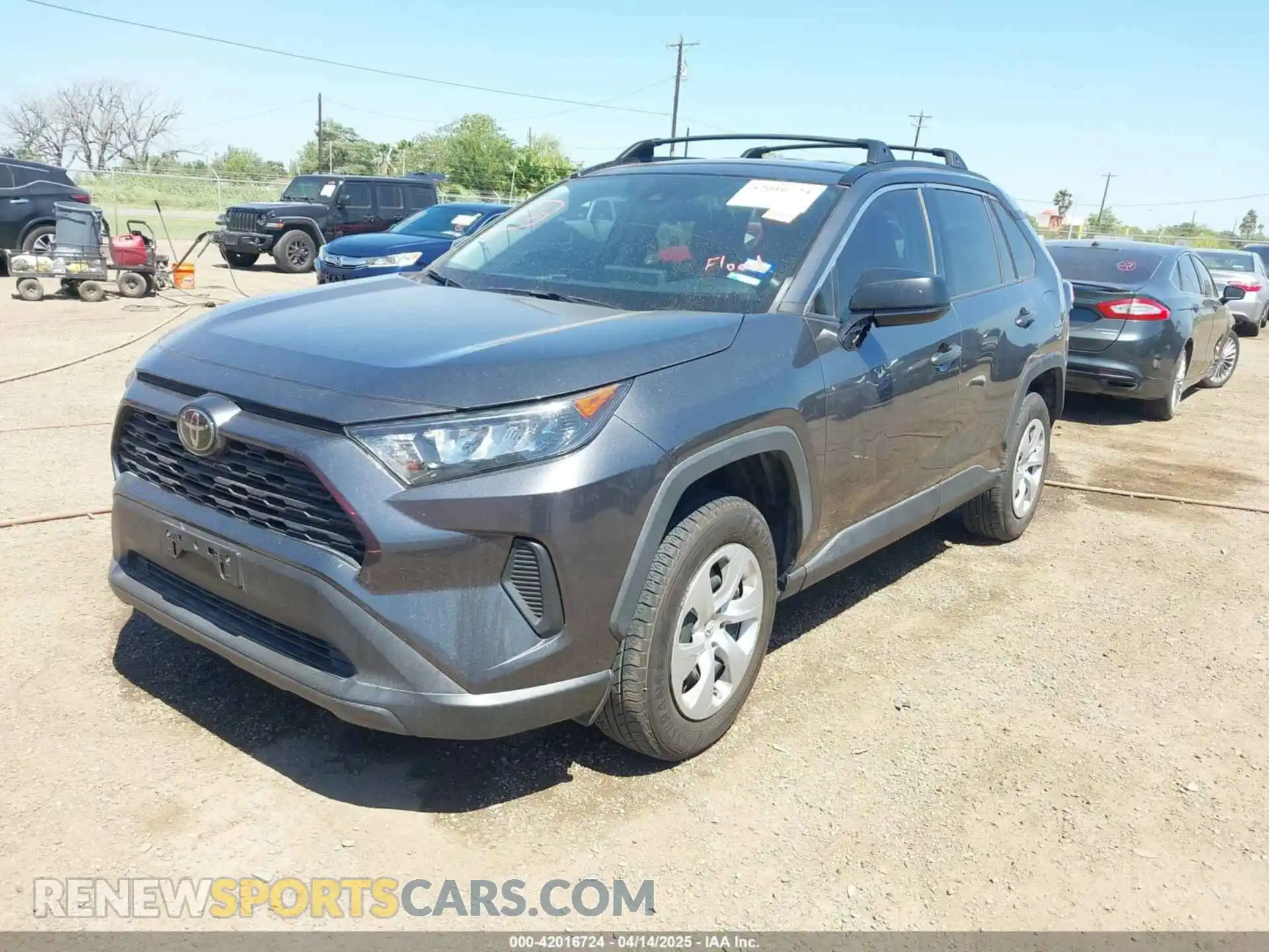 2 Photograph of a damaged car 2T3H1RFV9LC034317 TOYOTA RAV4 2020