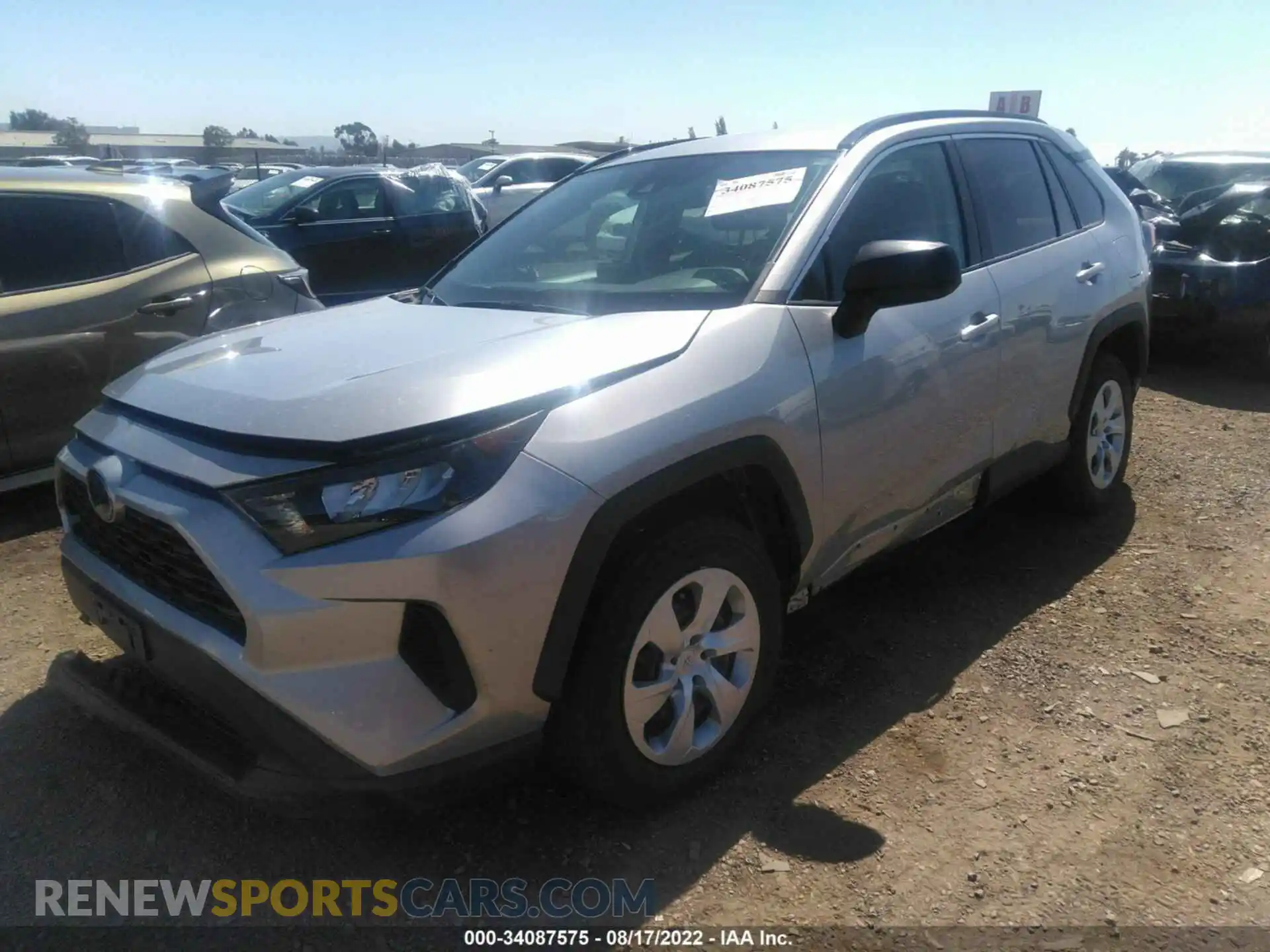 2 Photograph of a damaged car 2T3H1RFV9LC059220 TOYOTA RAV4 2020