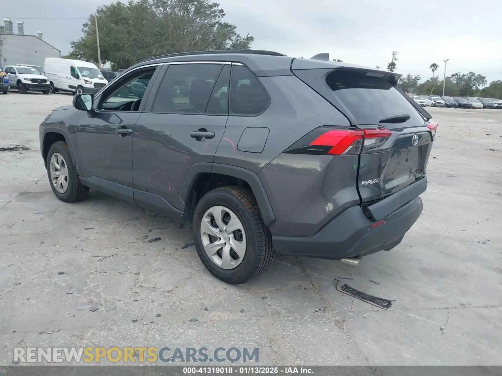 3 Photograph of a damaged car 2T3H1RFV9LC072906 TOYOTA RAV4 2020