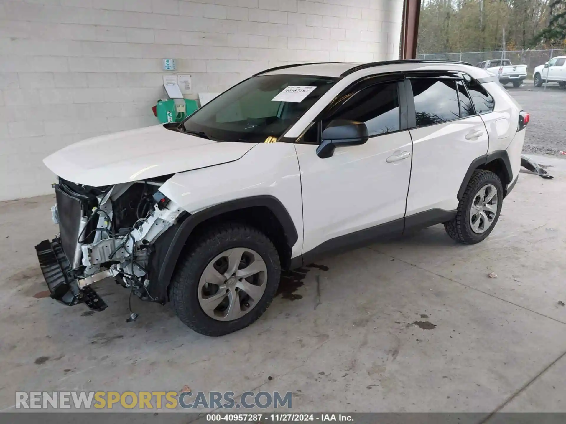 2 Photograph of a damaged car 2T3H1RFVXLC047822 TOYOTA RAV4 2020