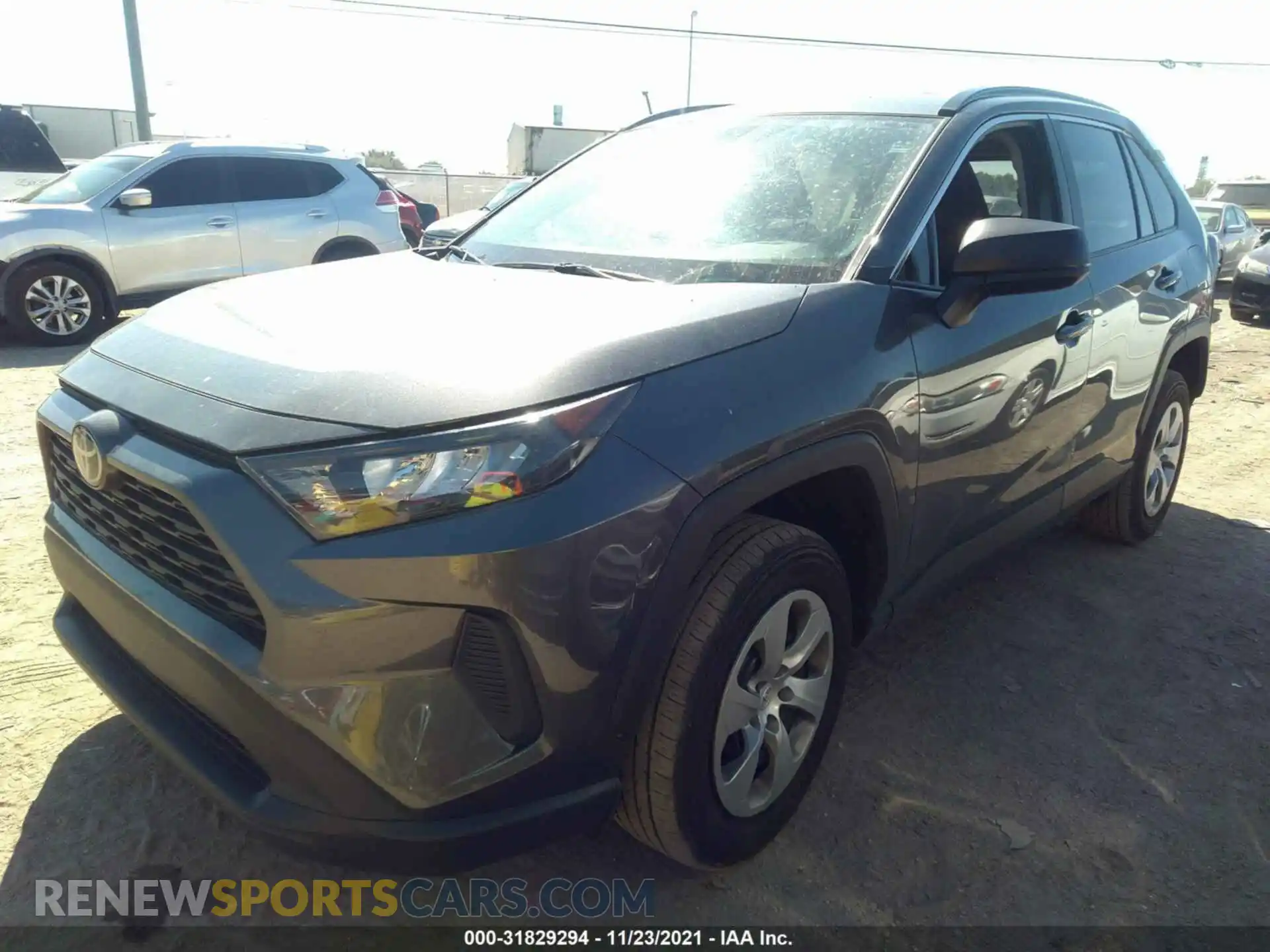 2 Photograph of a damaged car 2T3H1RFVXLC063616 TOYOTA RAV4 2020
