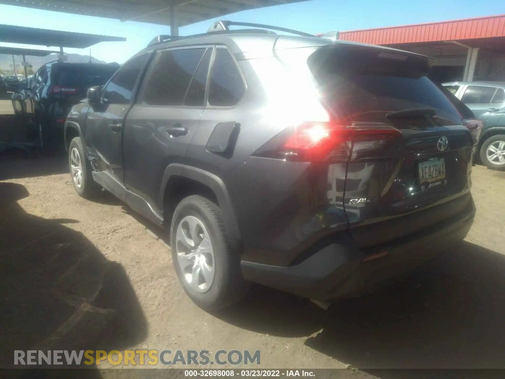 3 Photograph of a damaged car 2T3H1RFVXLW089258 TOYOTA RAV4 2020