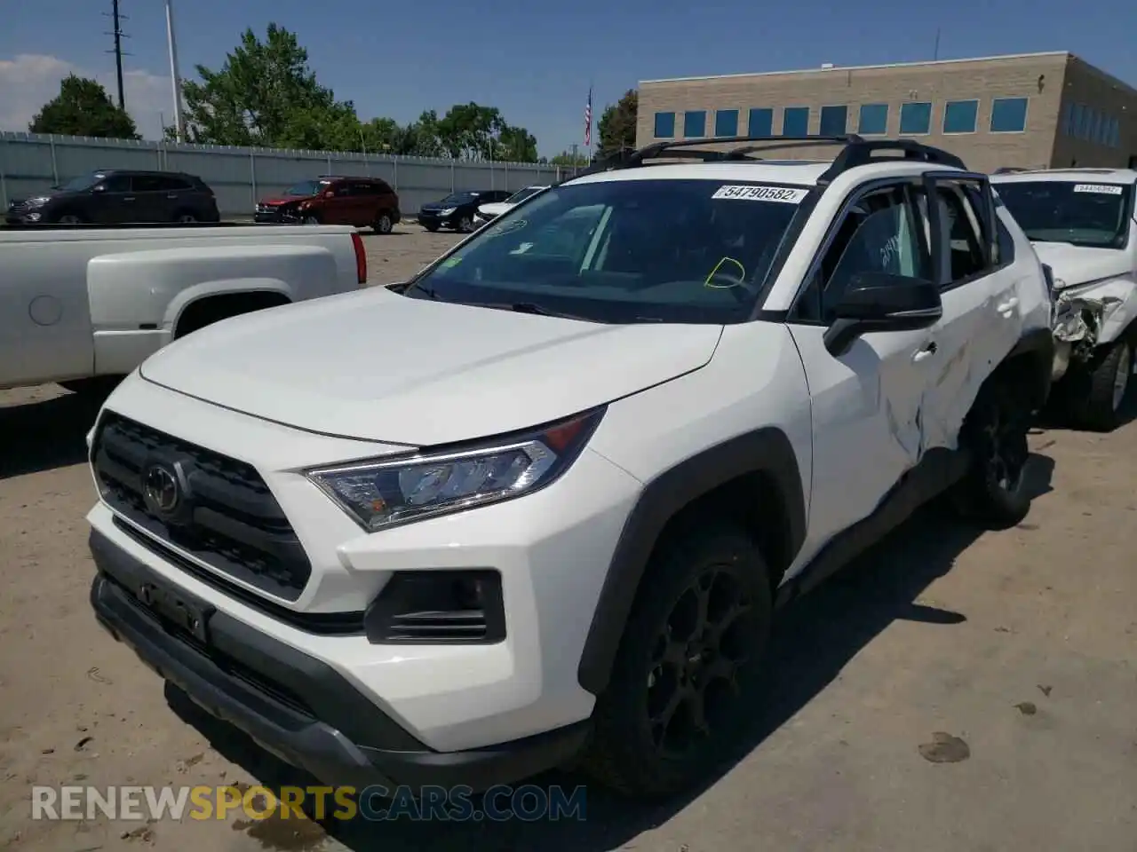 2 Photograph of a damaged car 2T3J1RFV2LC072571 TOYOTA RAV4 2020