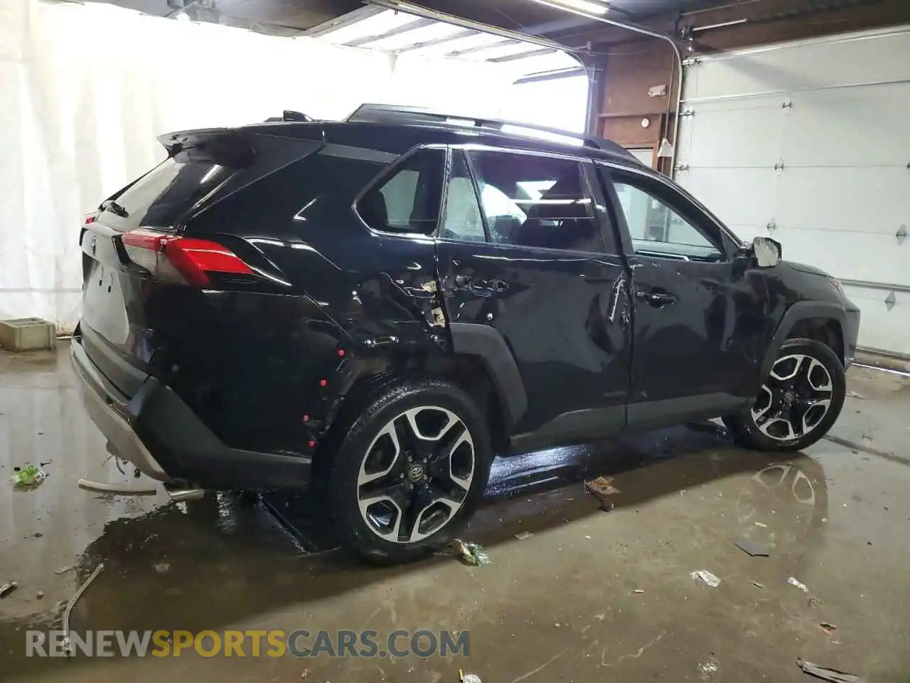 3 Photograph of a damaged car 2T3J1RFV3LC080808 TOYOTA RAV4 2020