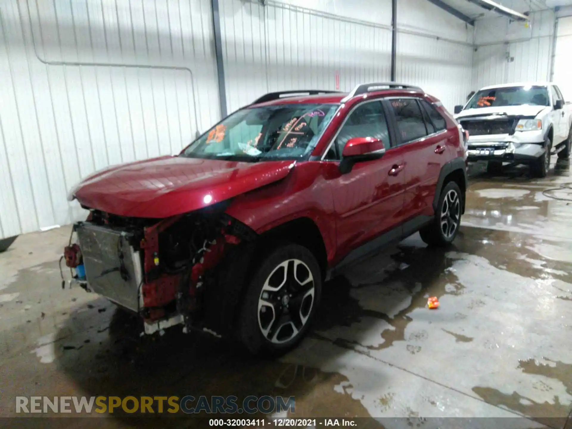 2 Photograph of a damaged car 2T3J1RFV8LC083378 TOYOTA RAV4 2020