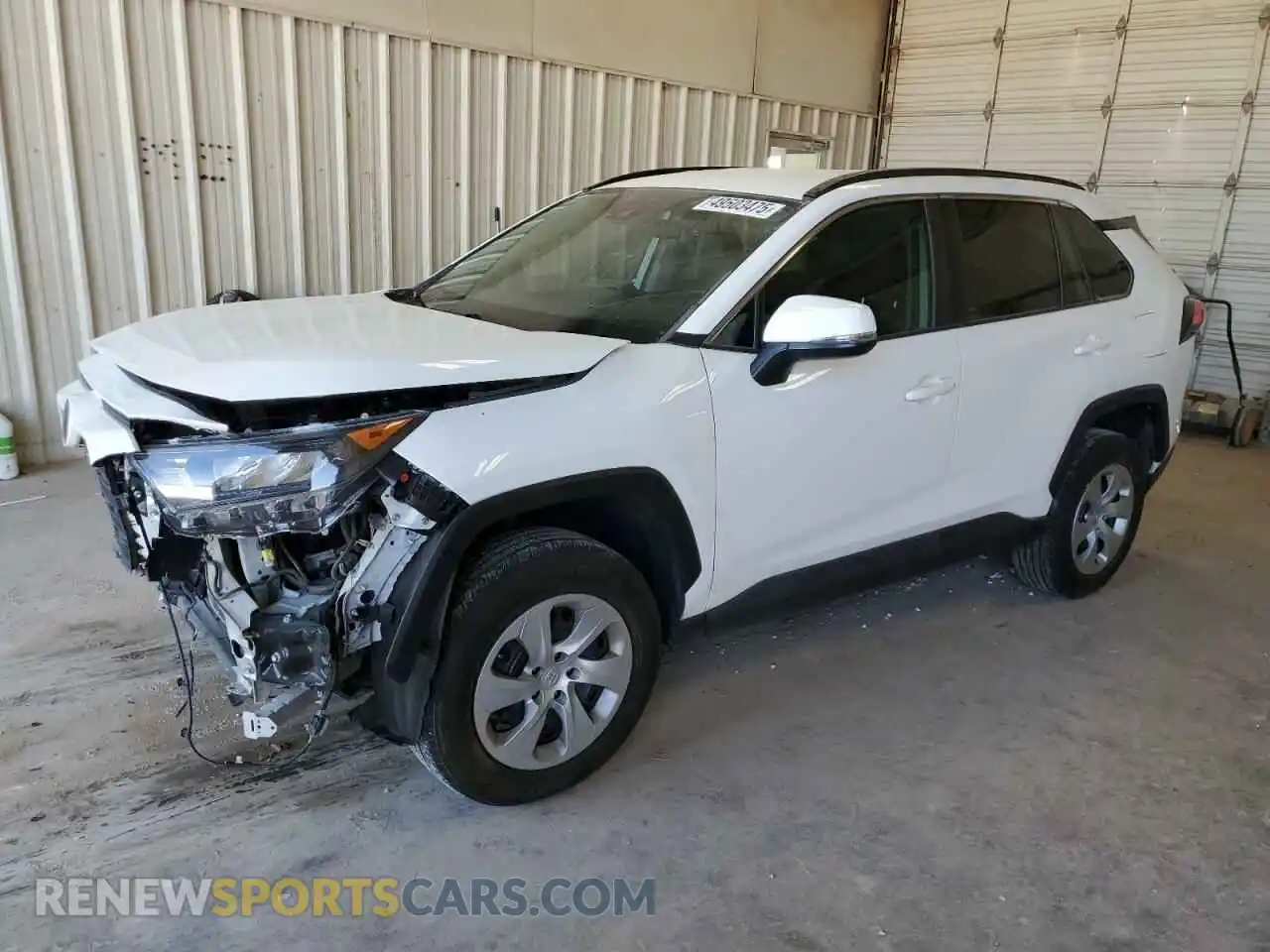 1 Photograph of a damaged car 2T3K1RFV1LW067669 TOYOTA RAV4 2020