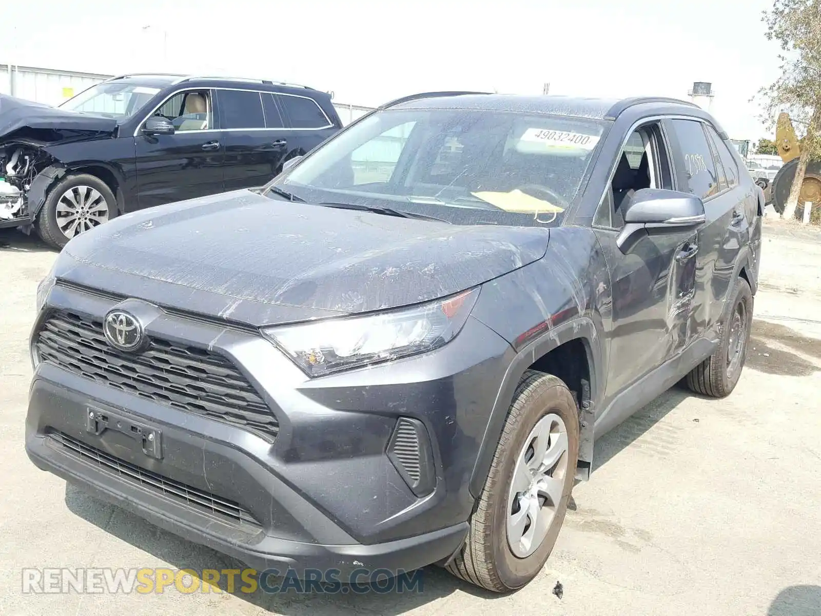 2 Photograph of a damaged car 2T3K1RFV4LW078374 TOYOTA RAV4 2020