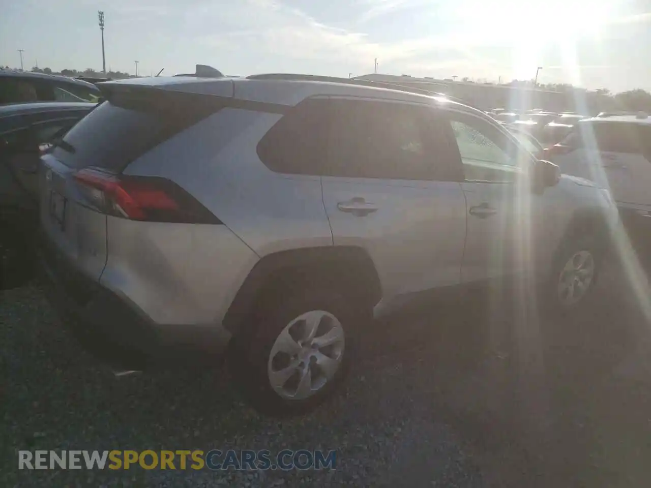 3 Photograph of a damaged car 2T3K1RFV7LC072117 TOYOTA RAV4 2020