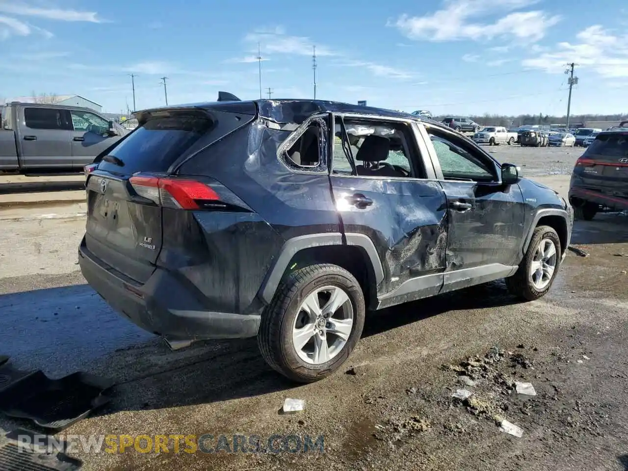 3 Photograph of a damaged car 2T3L6RFV7LW001990 TOYOTA RAV4 2020