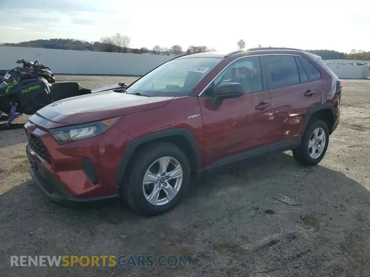1 Photograph of a damaged car 2T3LWRFV6LW092279 TOYOTA RAV4 2020