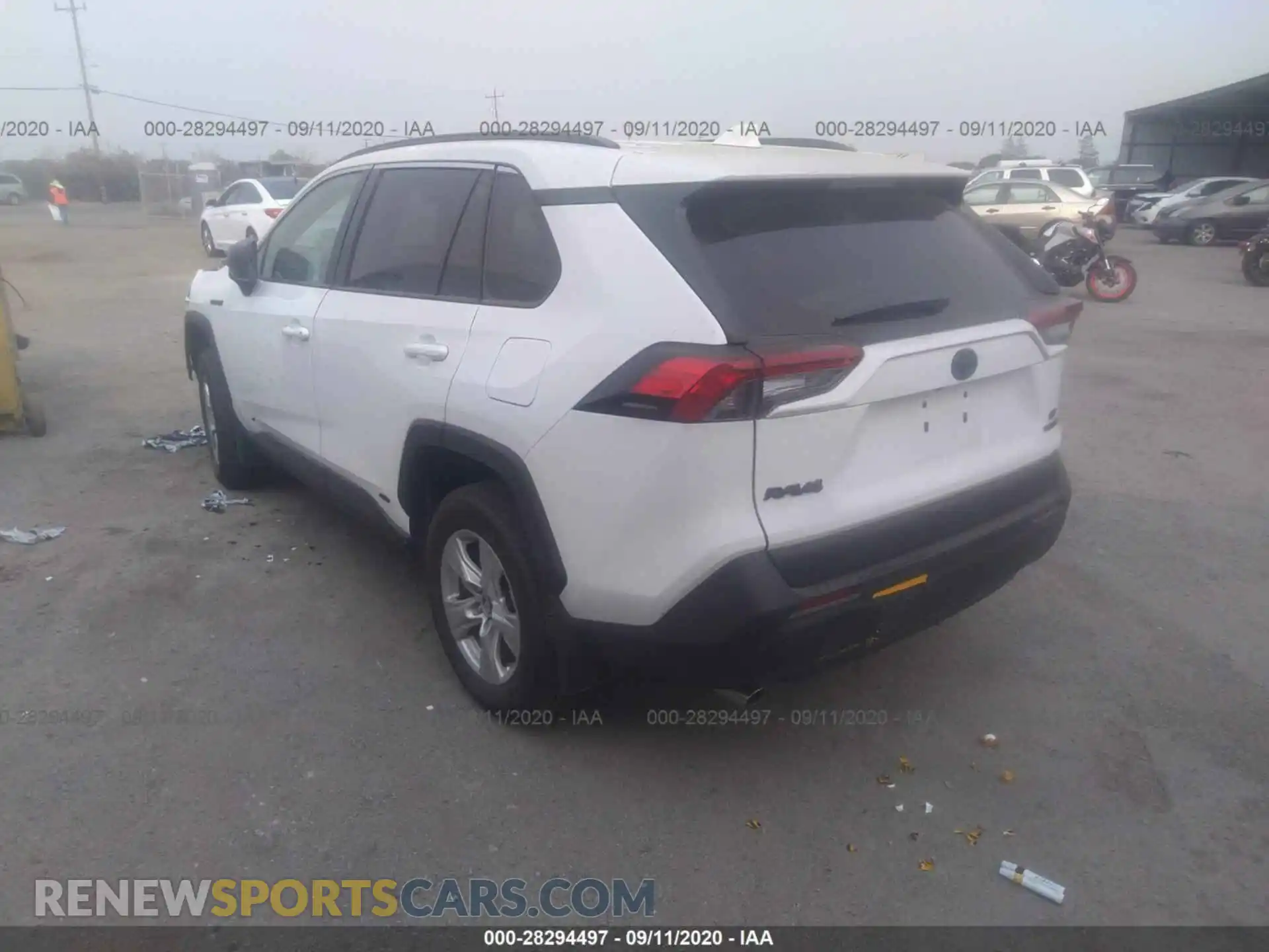 3 Photograph of a damaged car 2T3LWRFV9LW069613 TOYOTA RAV4 2020