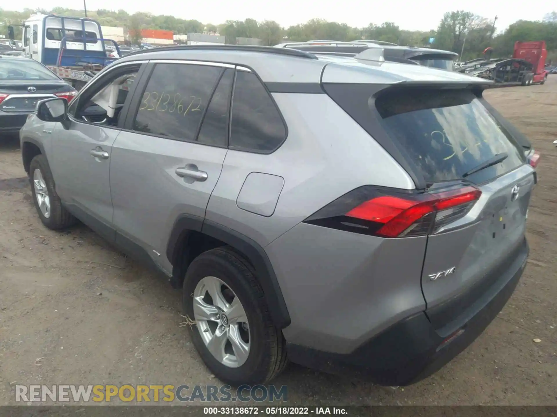 3 Photograph of a damaged car 2T3MWRFV0LW072890 TOYOTA RAV4 2020