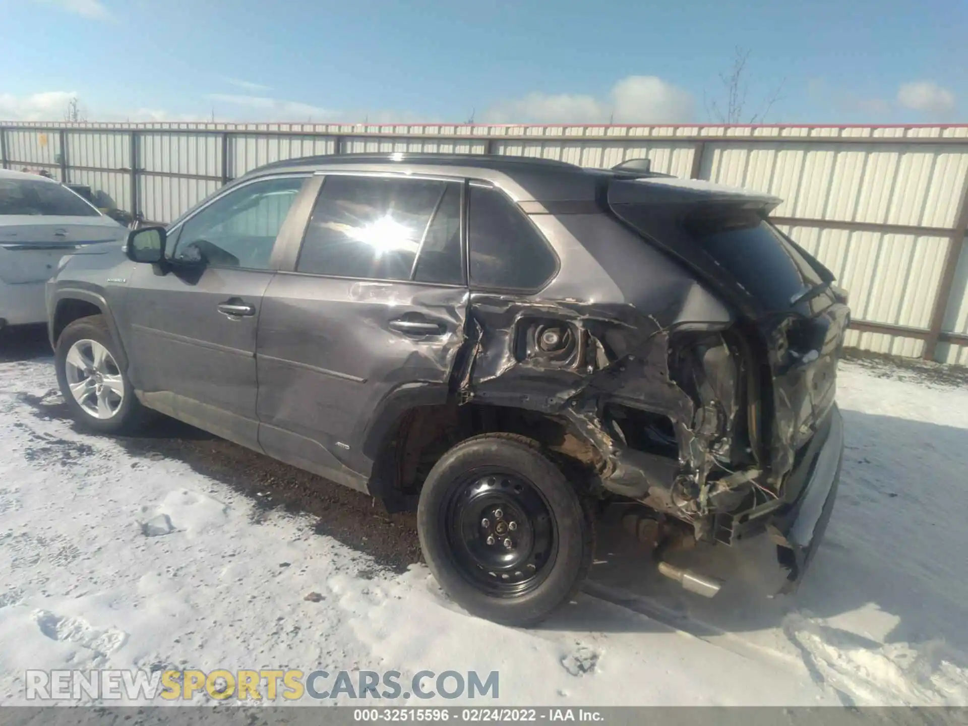 3 Photograph of a damaged car 2T3MWRFV1LW083199 TOYOTA RAV4 2020