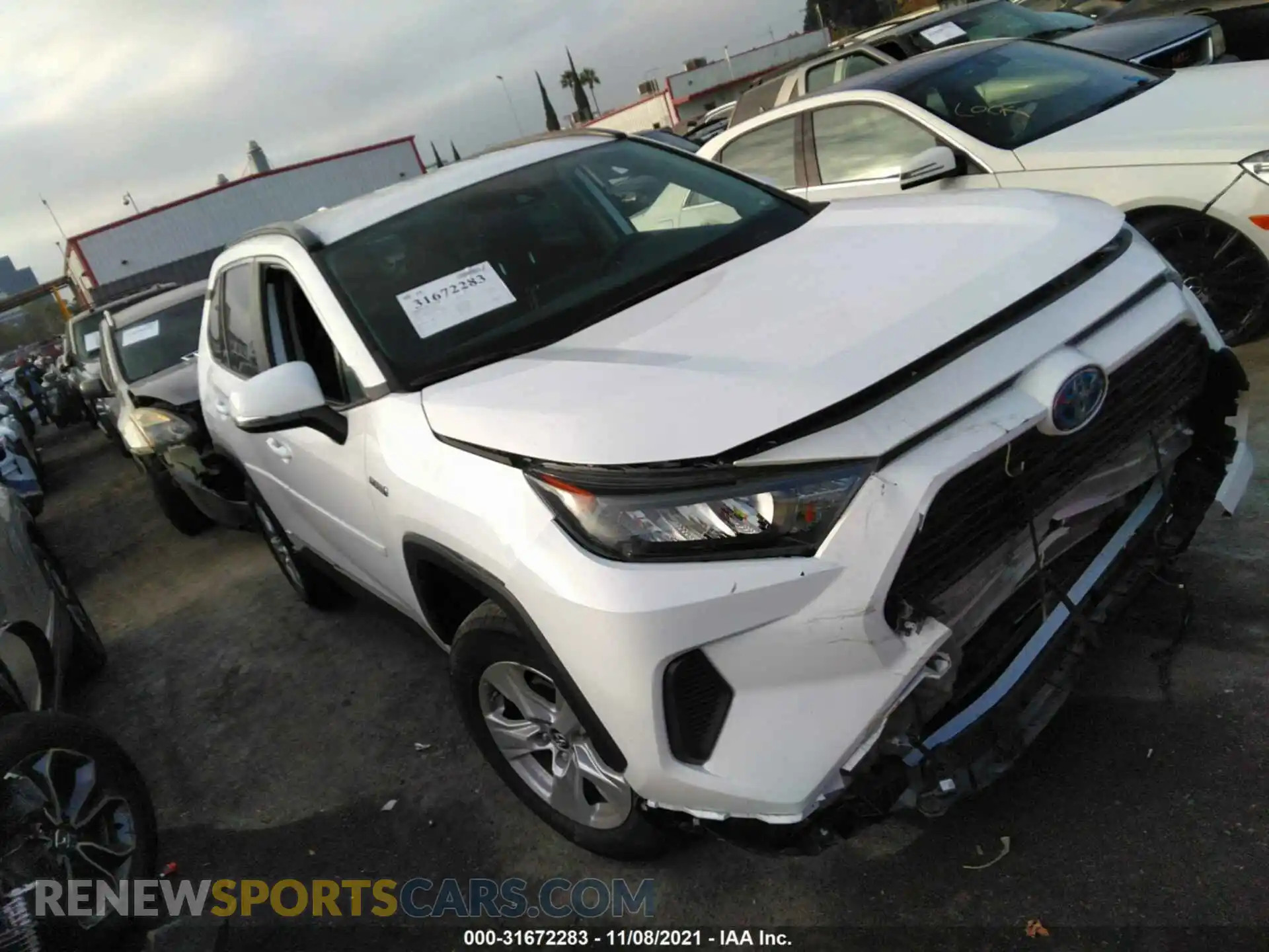 1 Photograph of a damaged car 2T3MWRFV3LW090719 TOYOTA RAV4 2020