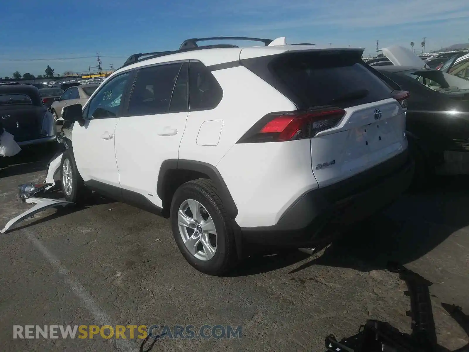 3 Photograph of a damaged car 2T3MWRFV7LW062342 TOYOTA RAV4 2020