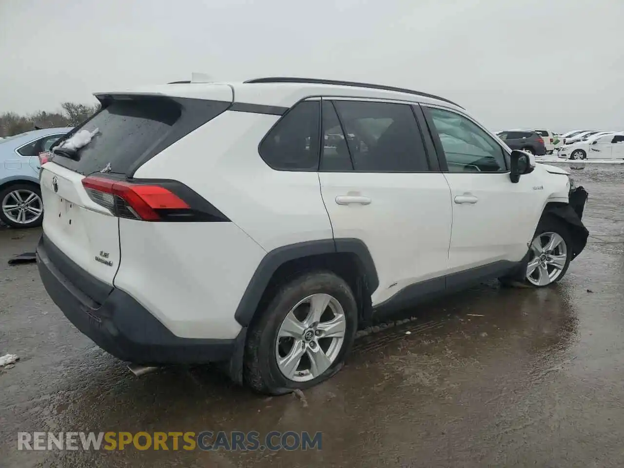 3 Photograph of a damaged car 2T3MWRFV8LW091834 TOYOTA RAV4 2020