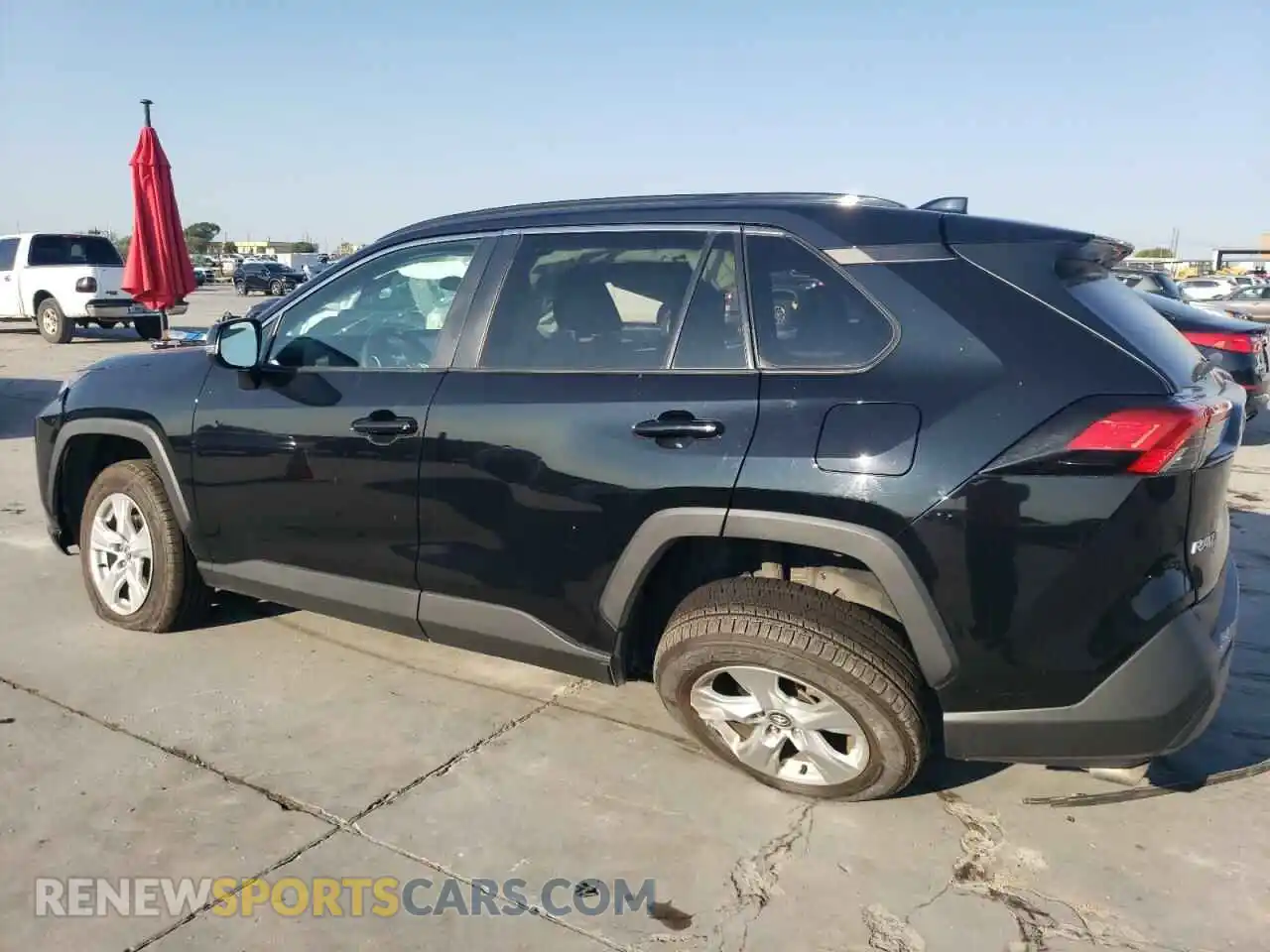 2 Photograph of a damaged car 2T3P1RFV0LC091923 TOYOTA RAV4 2020