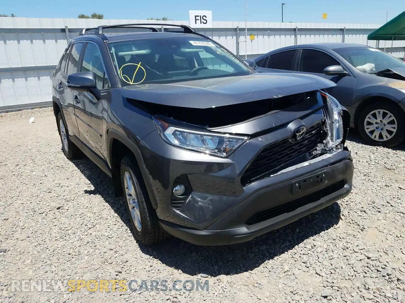 1 Photograph of a damaged car 2T3P1RFV0LW109920 TOYOTA RAV4 2020