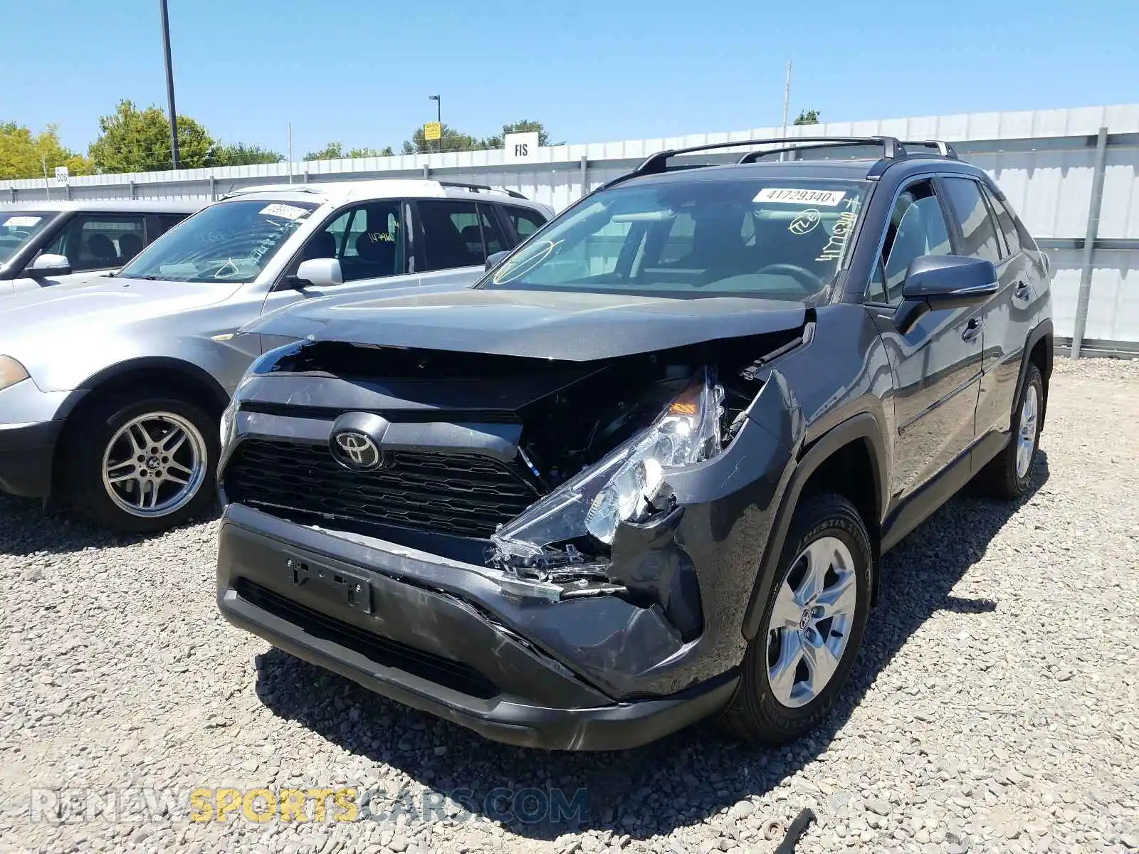 2 Photograph of a damaged car 2T3P1RFV0LW109920 TOYOTA RAV4 2020