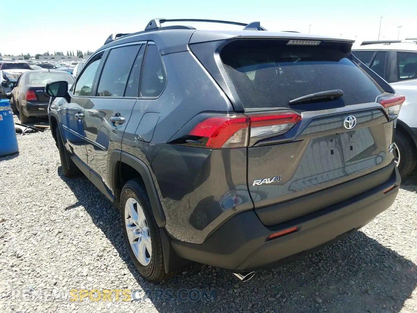 3 Photograph of a damaged car 2T3P1RFV0LW109920 TOYOTA RAV4 2020