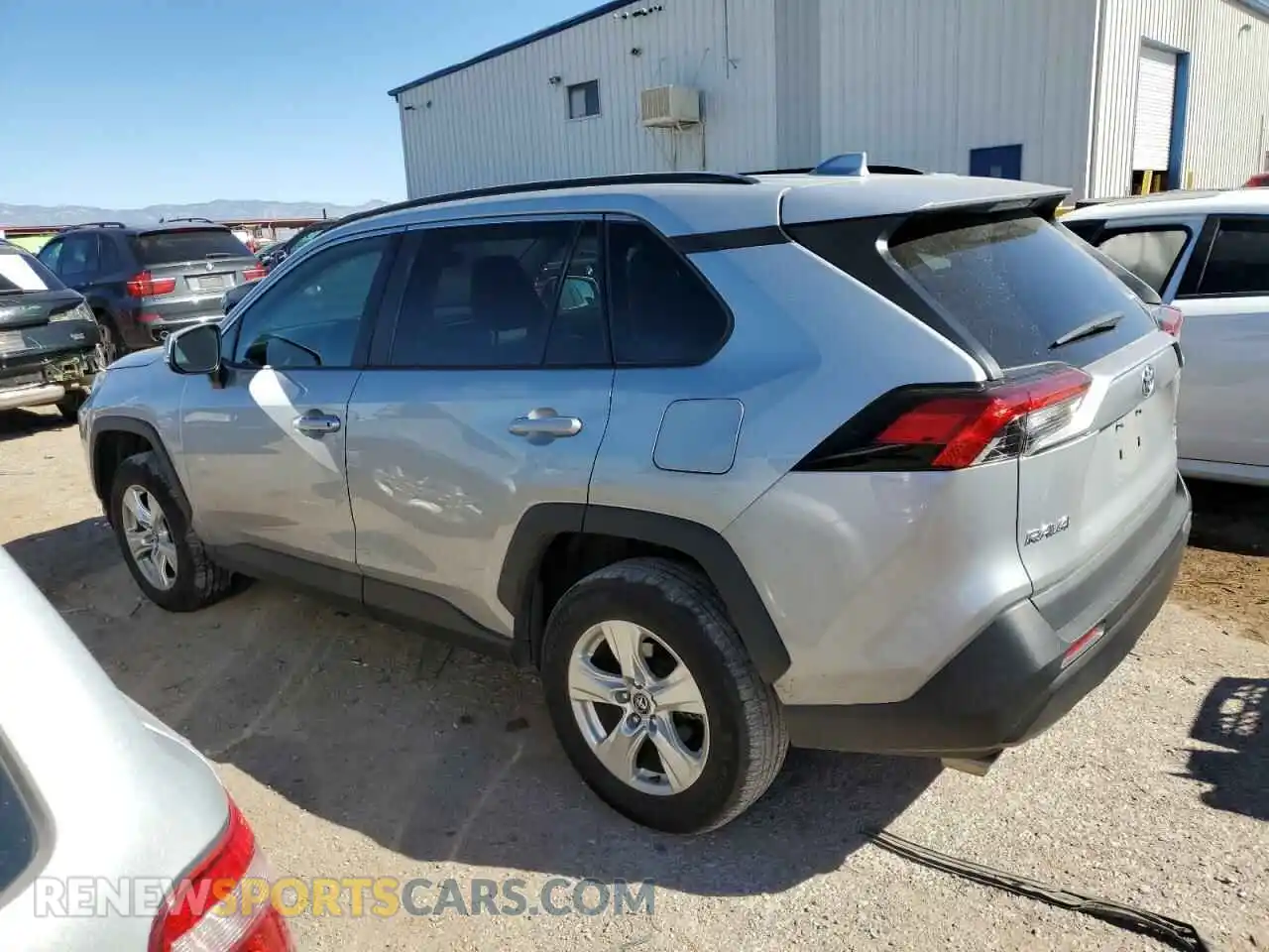 2 Photograph of a damaged car 2T3P1RFV0LW127320 TOYOTA RAV4 2020