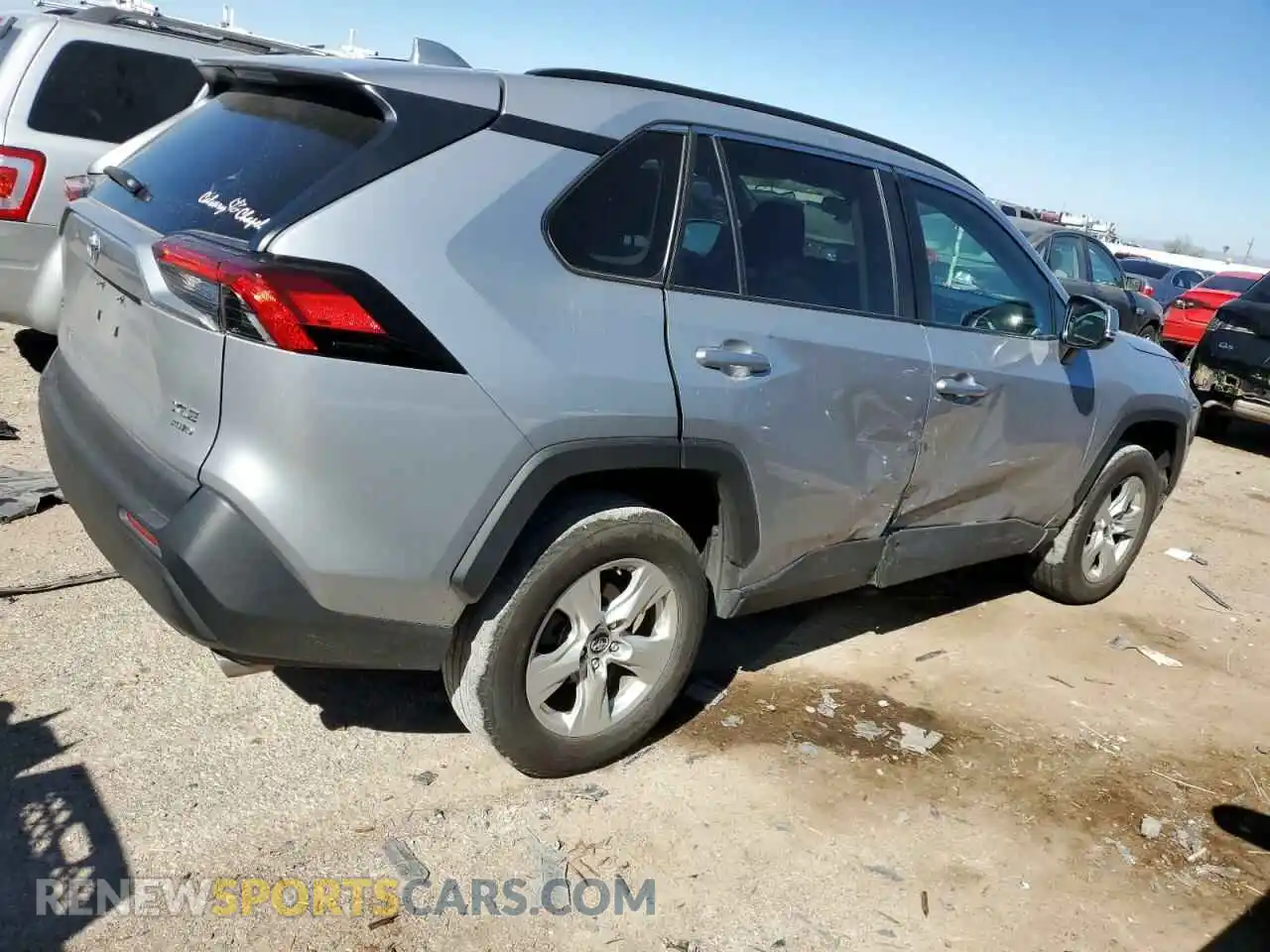3 Photograph of a damaged car 2T3P1RFV0LW127320 TOYOTA RAV4 2020