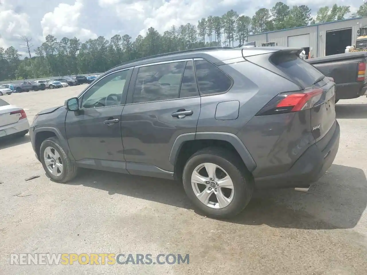 2 Photograph of a damaged car 2T3P1RFV1LC090070 TOYOTA RAV4 2020