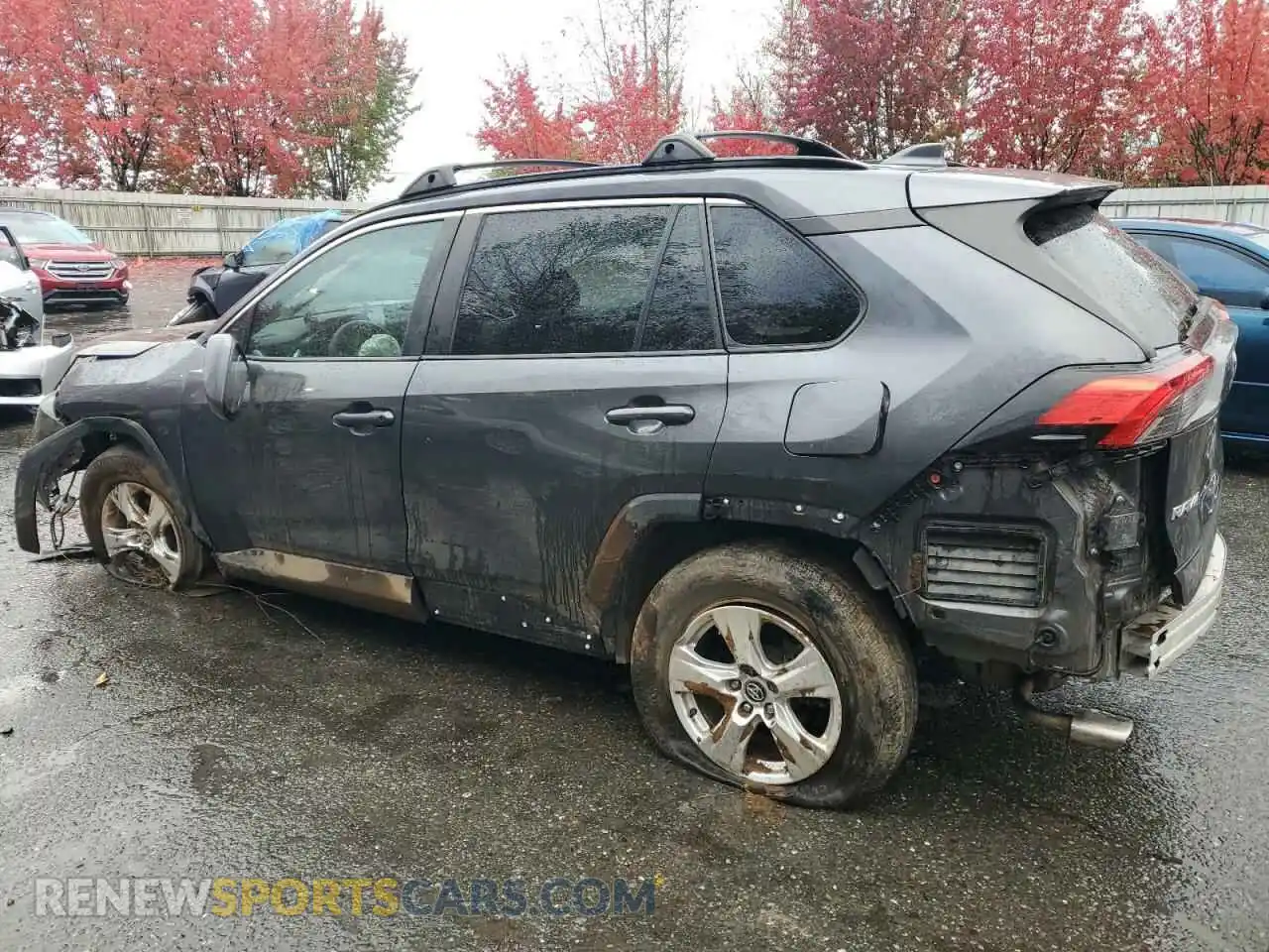 2 Photograph of a damaged car 2T3P1RFV1LC094040 TOYOTA RAV4 2020