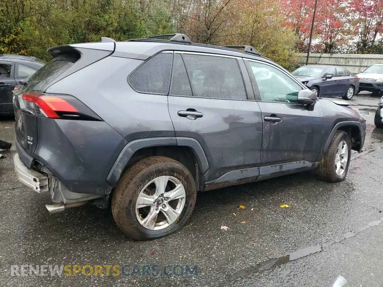 3 Photograph of a damaged car 2T3P1RFV1LC094040 TOYOTA RAV4 2020