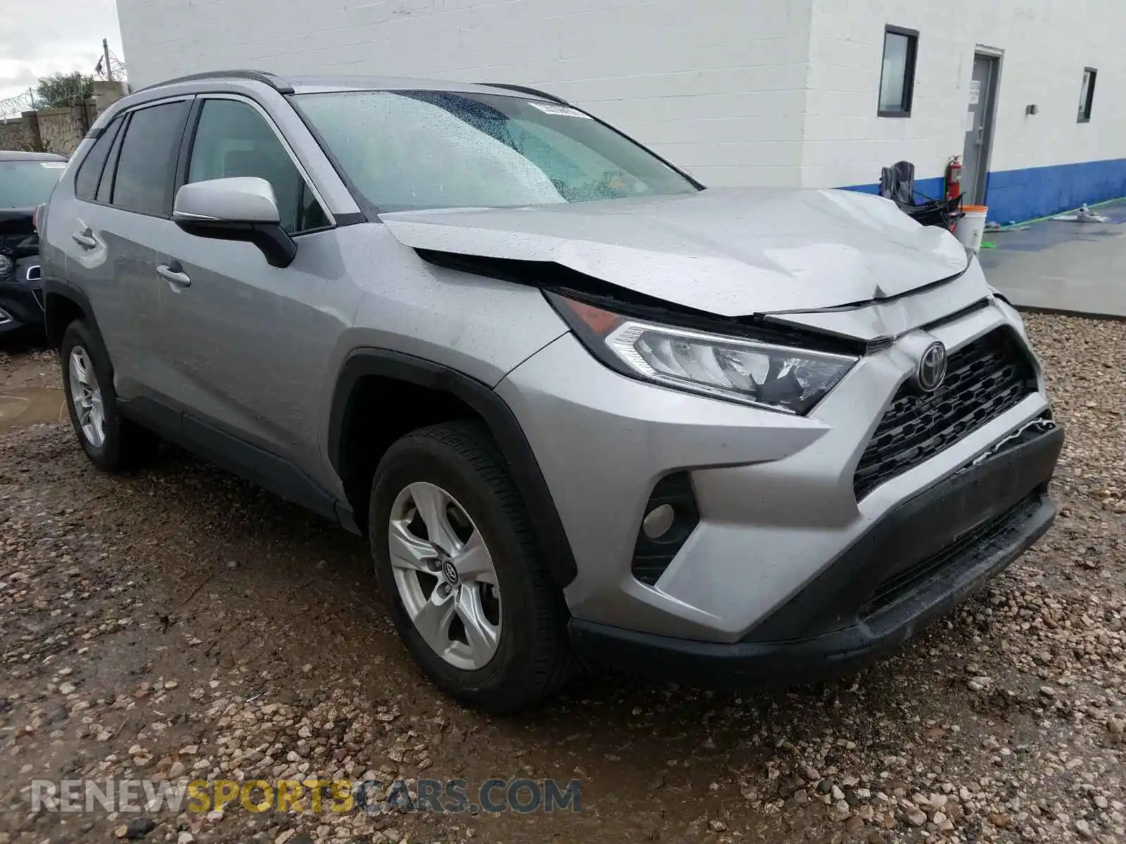 1 Photograph of a damaged car 2T3P1RFV1LC094829 TOYOTA RAV4 2020