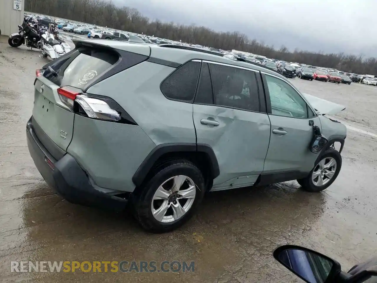 3 Фотография поврежденного автомобиля 2T3P1RFV1LC124962 TOYOTA RAV4 2020