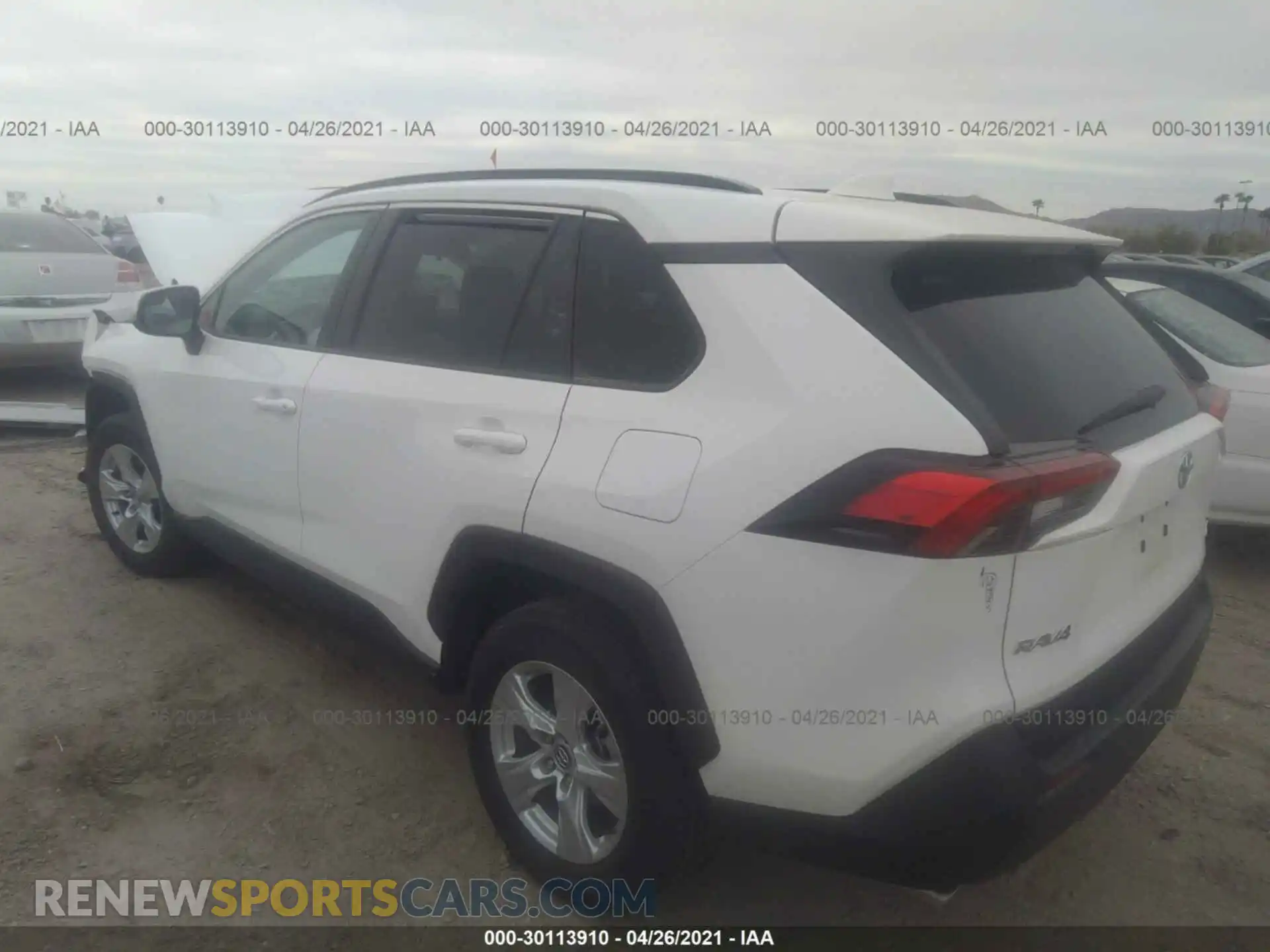 3 Photograph of a damaged car 2T3P1RFV2LC064559 TOYOTA RAV4 2020