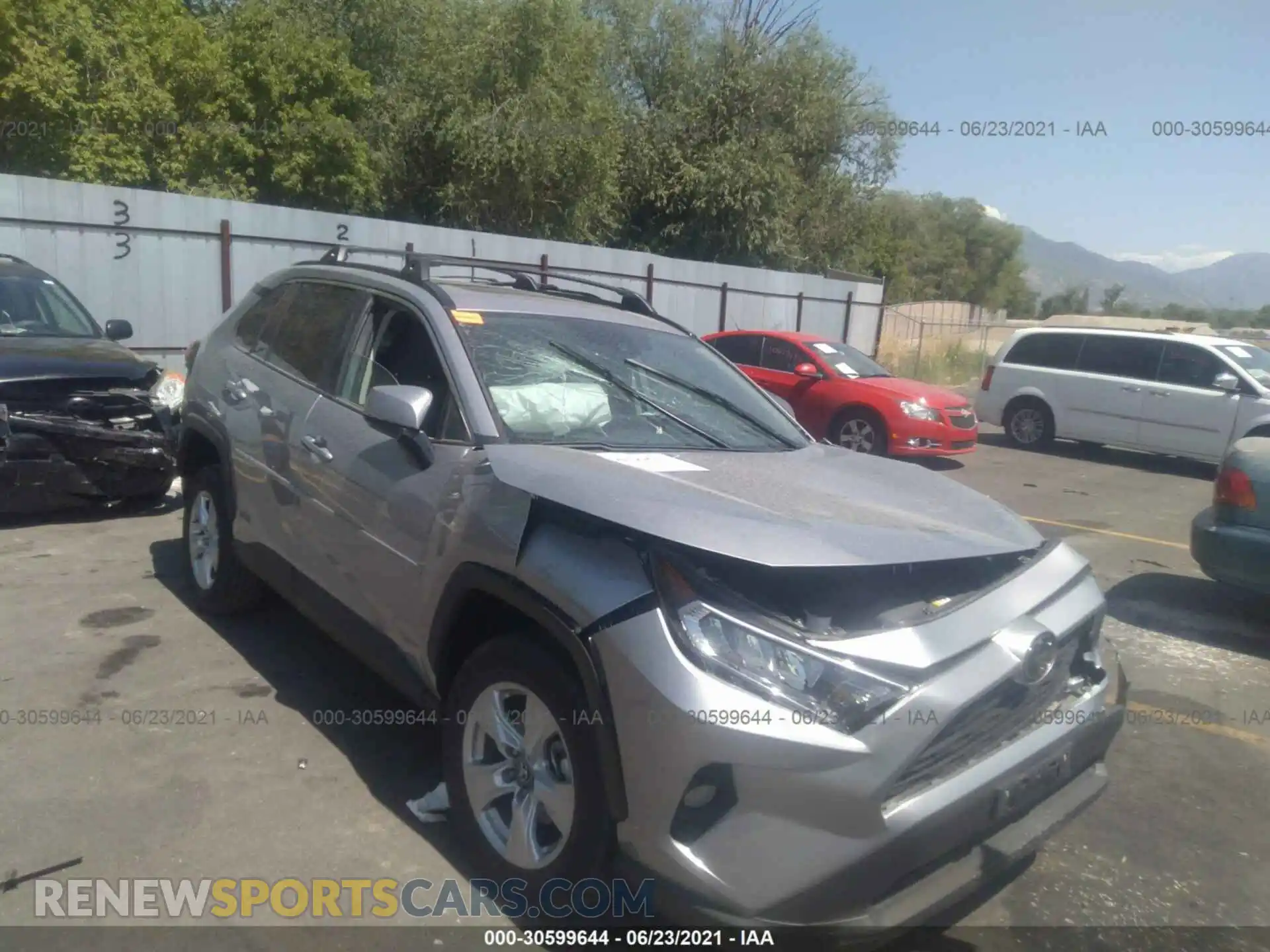 1 Photograph of a damaged car 2T3P1RFV2LC104185 TOYOTA RAV4 2020