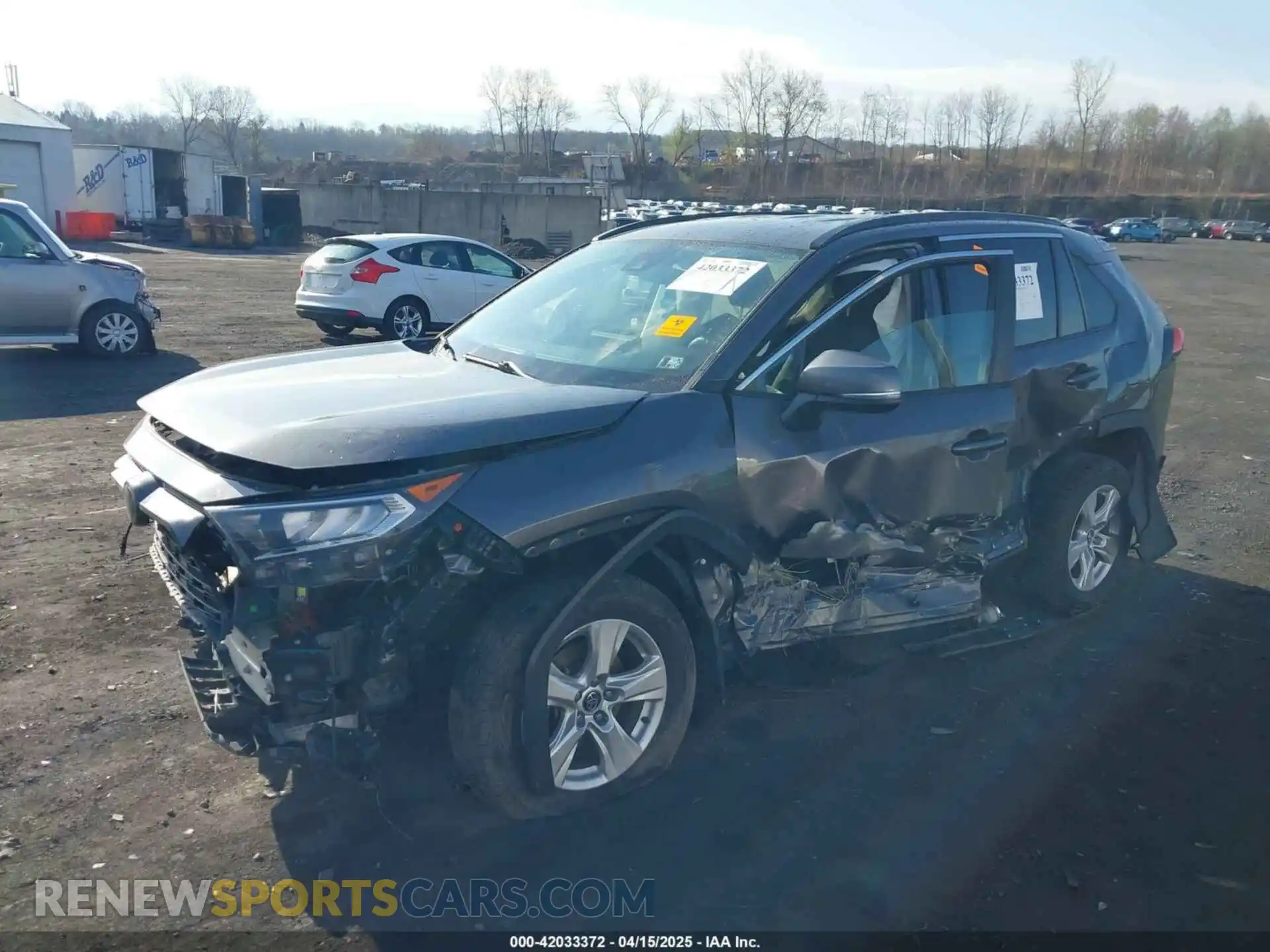 2 Photograph of a damaged car 2T3P1RFV2LW130185 TOYOTA RAV4 2020