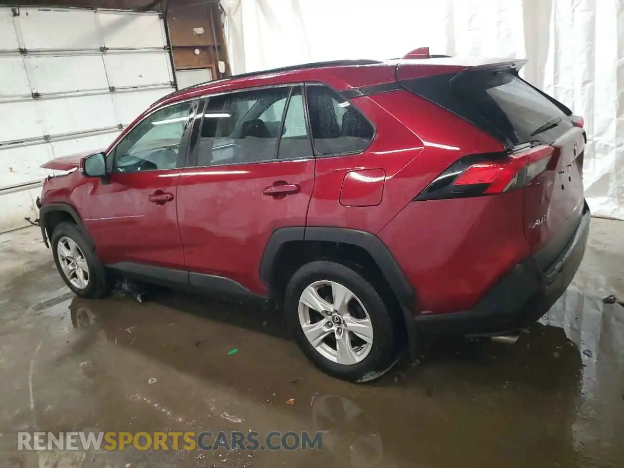2 Photograph of a damaged car 2T3P1RFV2LW135340 TOYOTA RAV4 2020