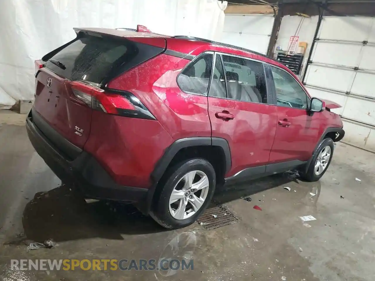 3 Photograph of a damaged car 2T3P1RFV2LW135340 TOYOTA RAV4 2020